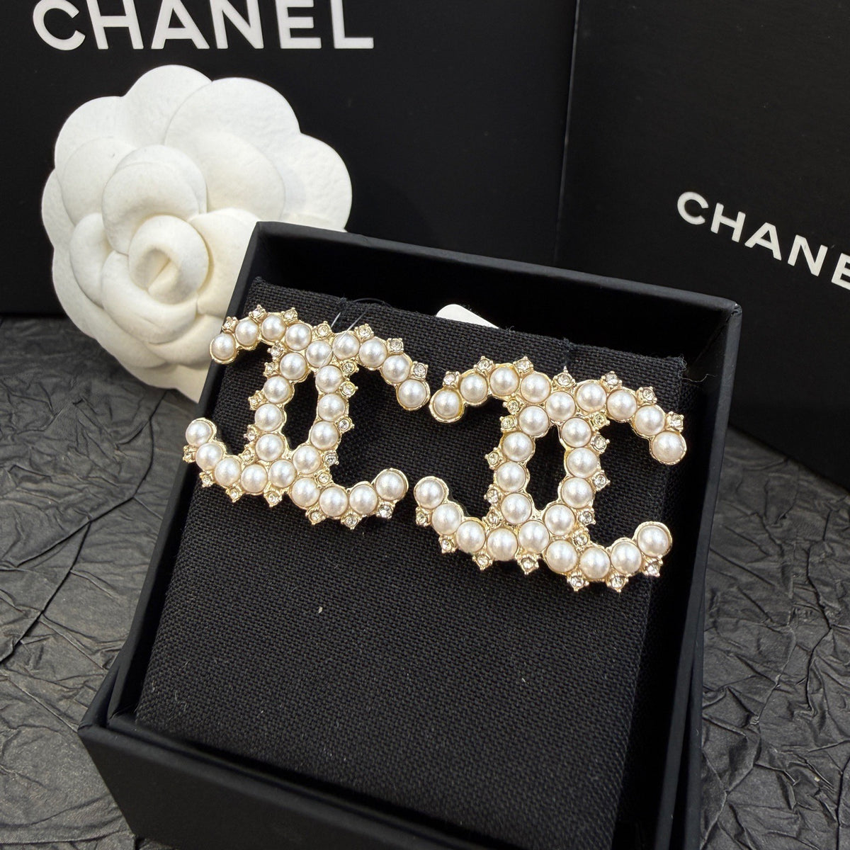 Chanel - Other - Crystal - Gold
