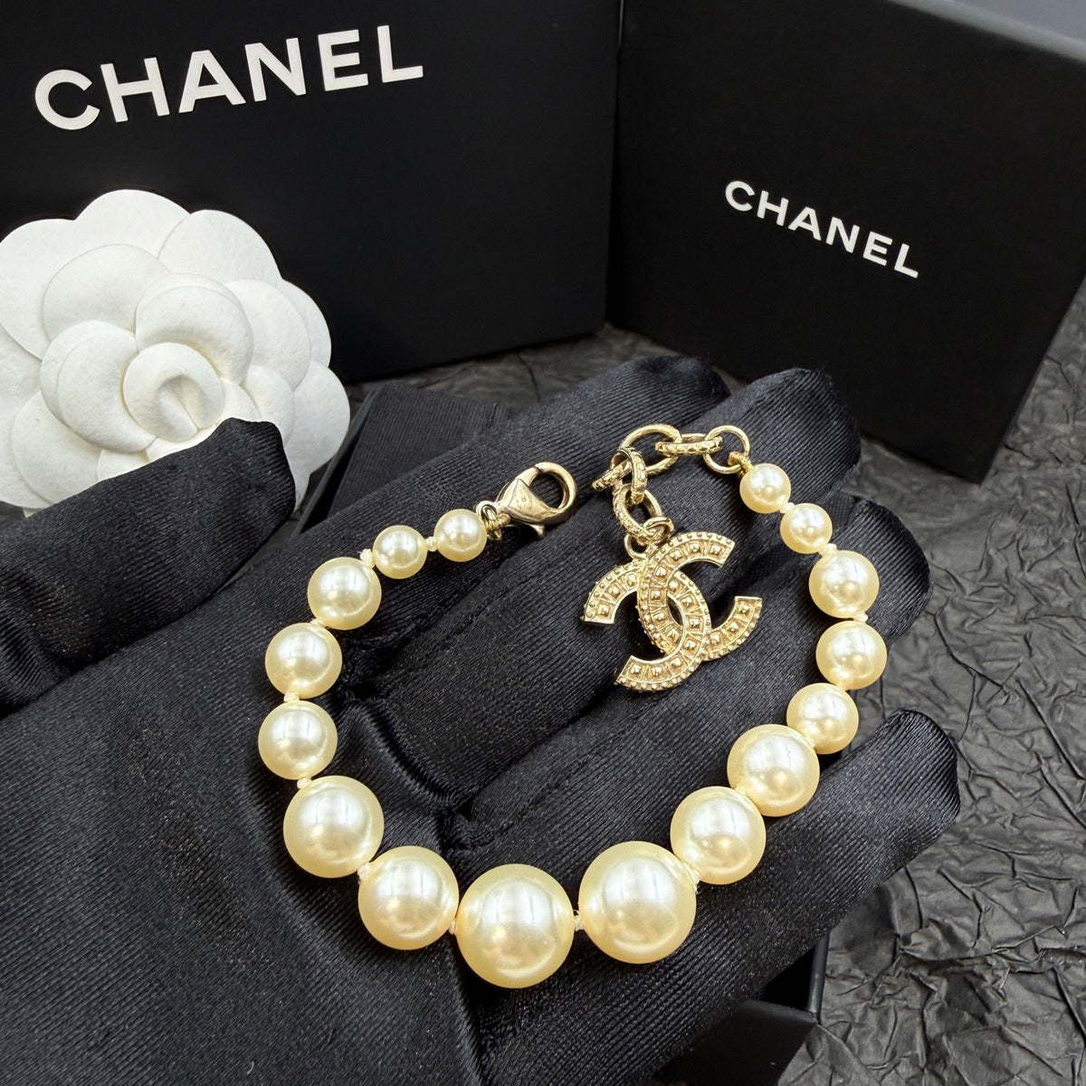 Chanel - Other - Crystal - Gold