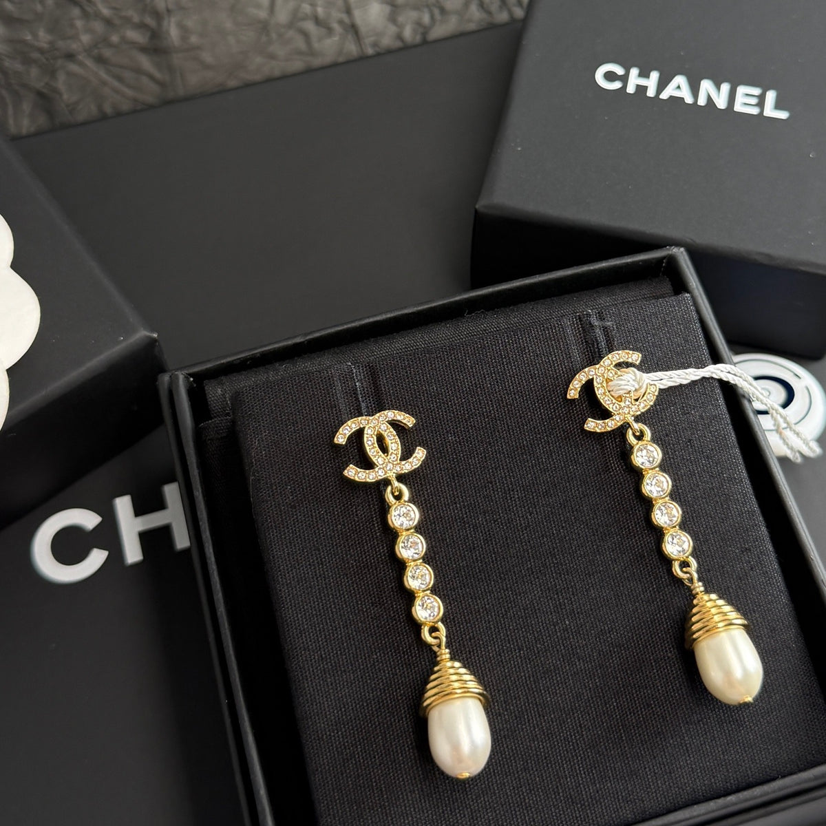 Chanel - Other - Crystal - Gold
