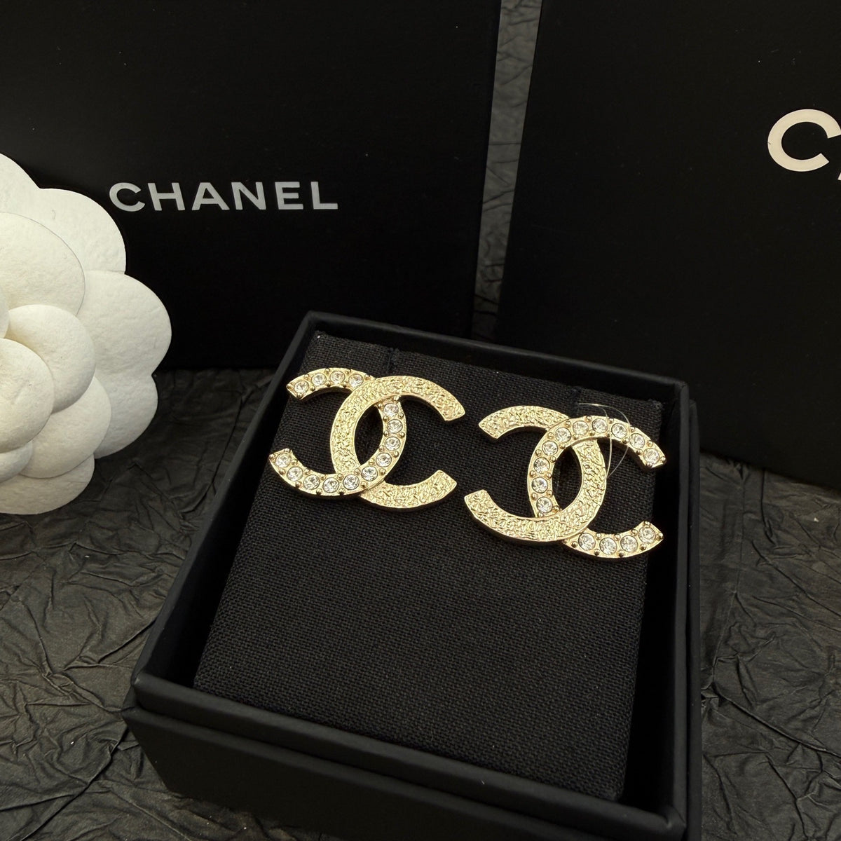 Chanel - Other - Crystal - Gold