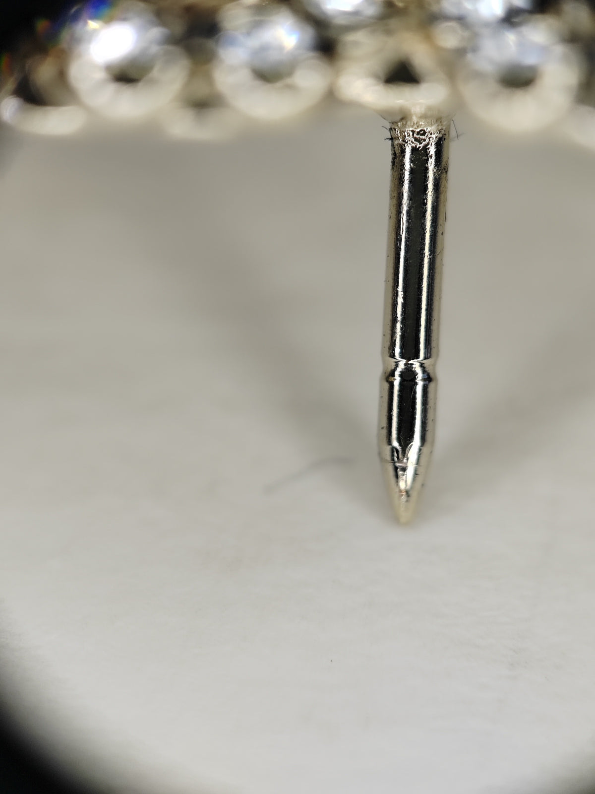 Chanel - Other - Crystal - Gold