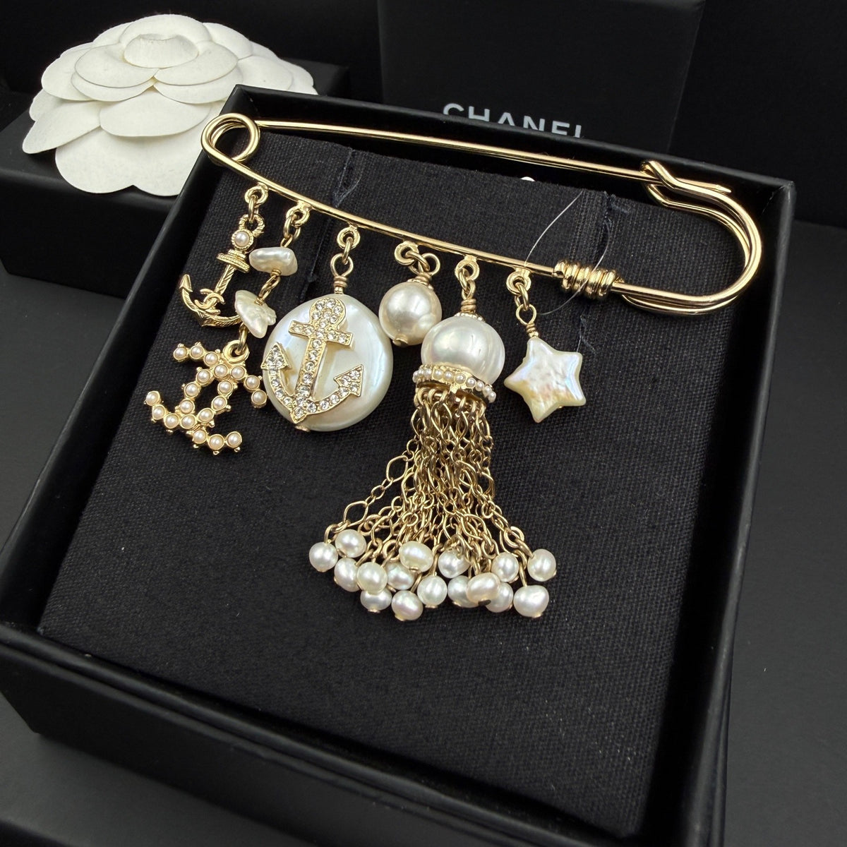 Chanel - Other - Crystal - Gold