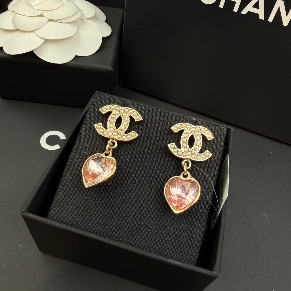 Chanel - Other - Crystal - Gold