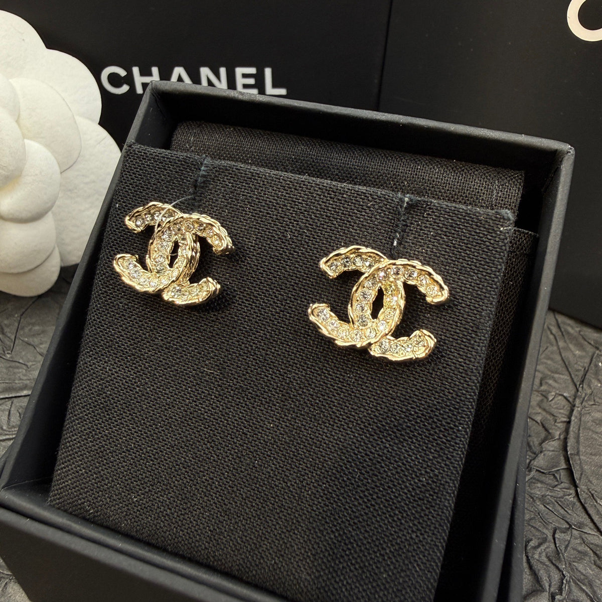 Chanel - Other - Crystal - Gold