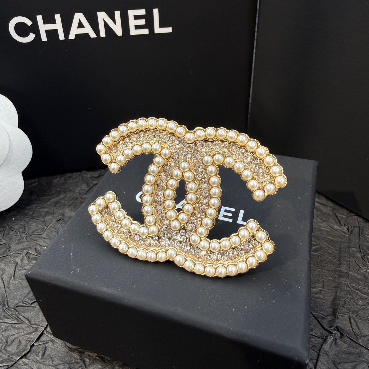 Chanel - Other - Crystal - Gold
