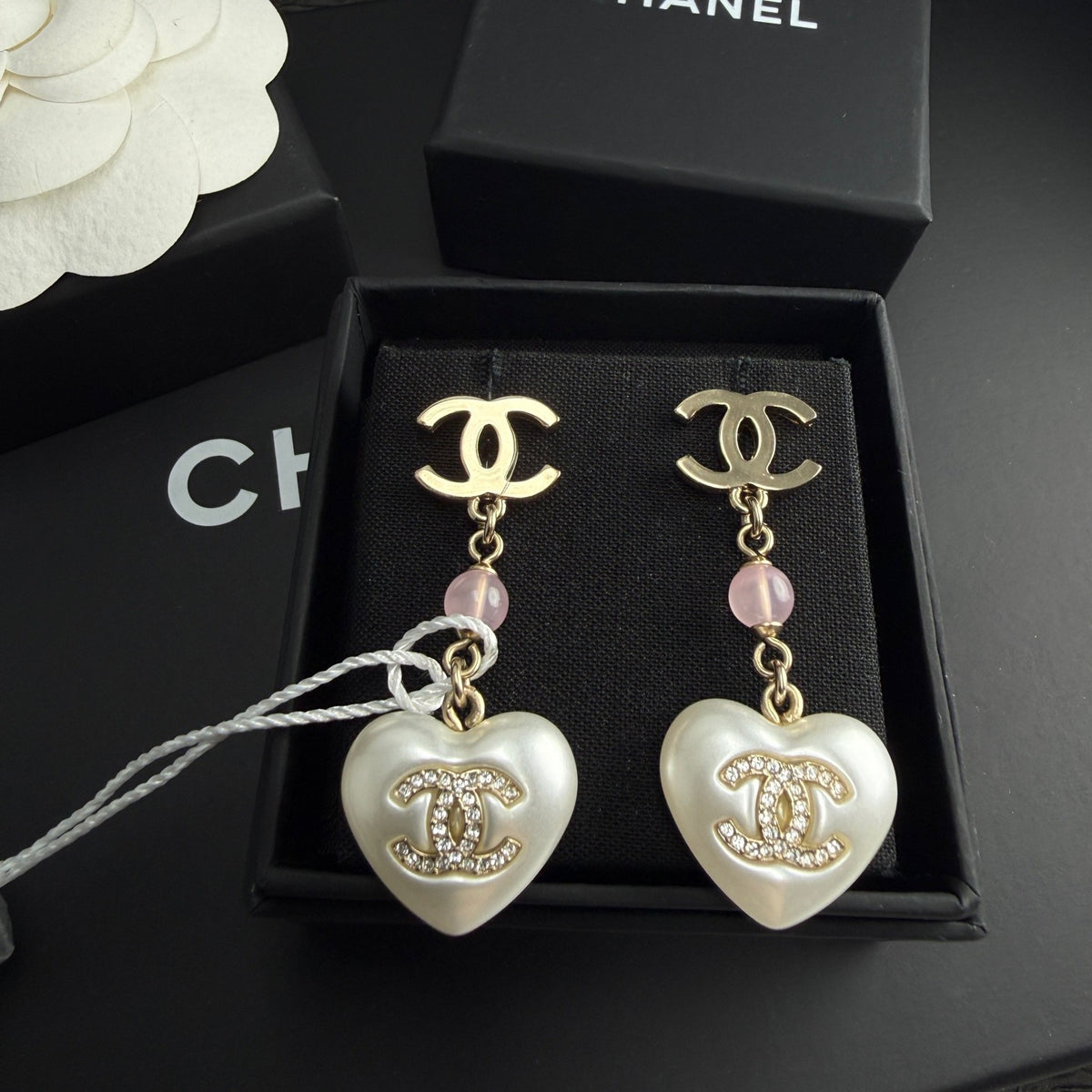 Chanel - Other - Crystal - Gold