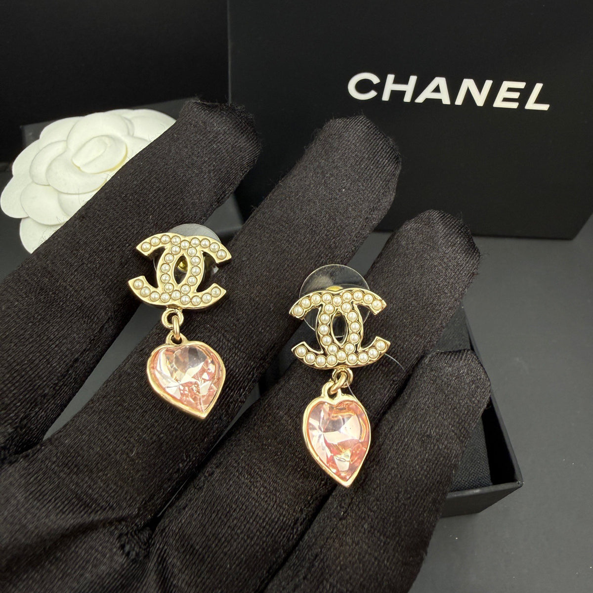 Chanel - Other - Crystal - Gold