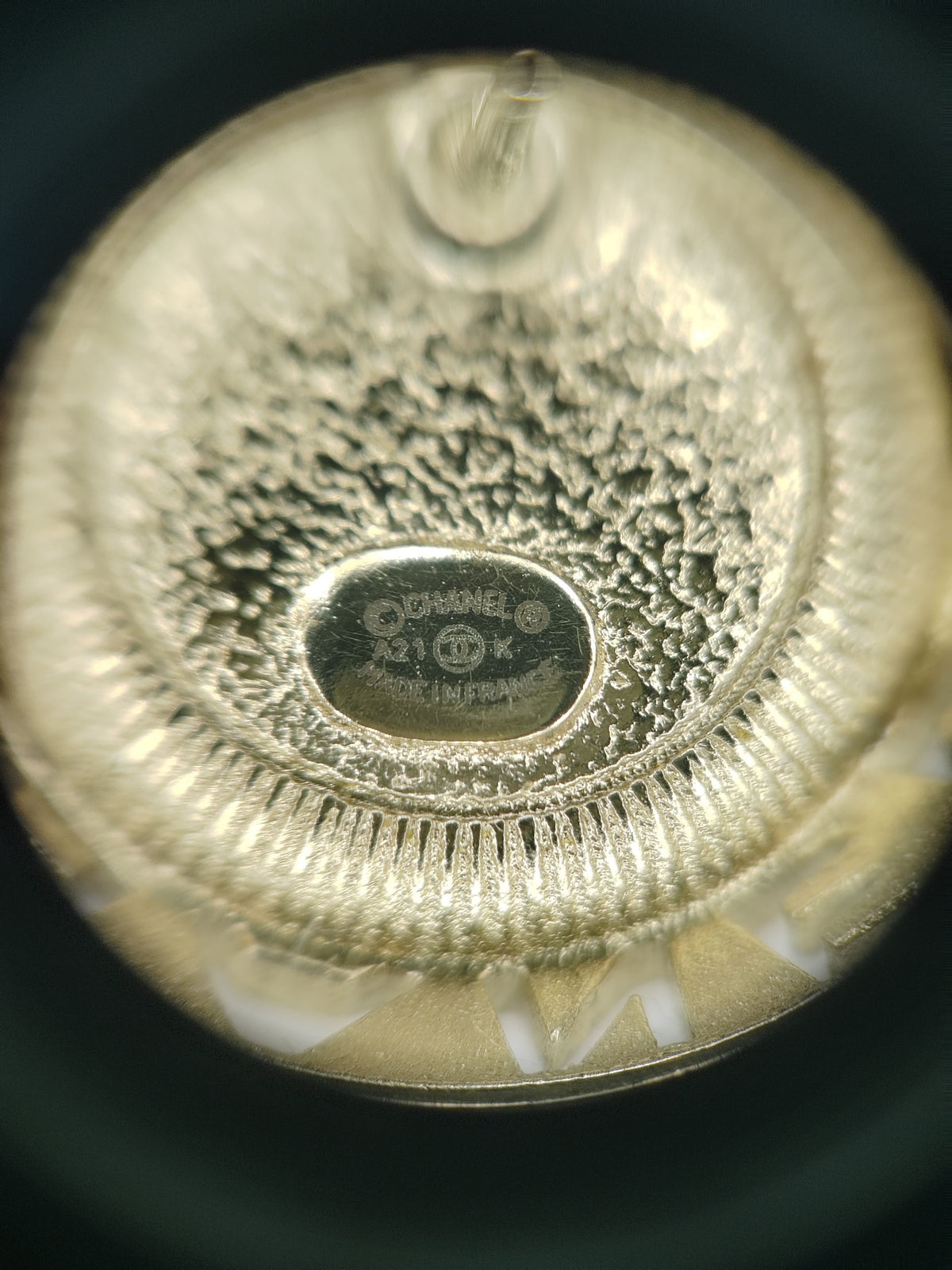 Chanel - Other - Crystal - Gold
