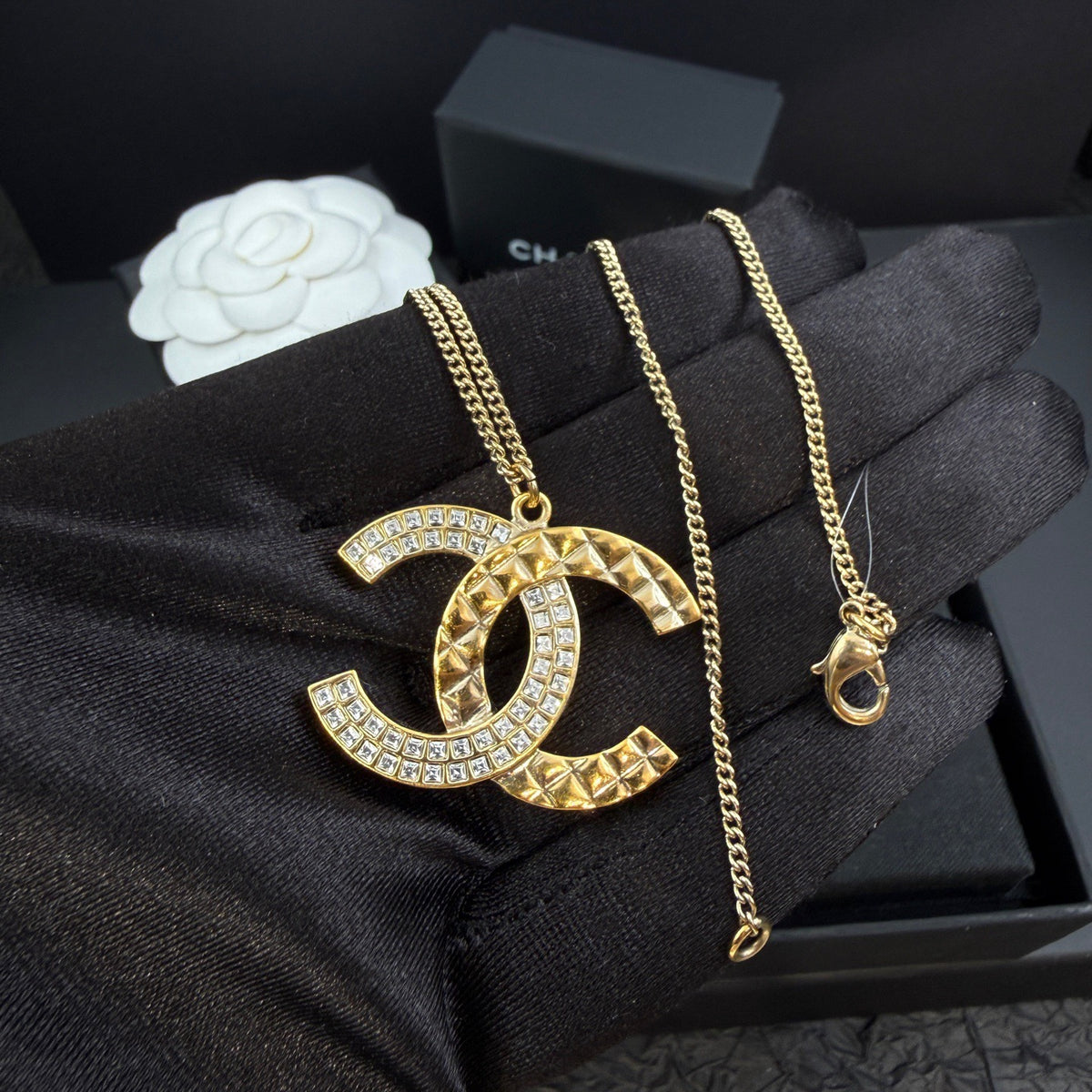 Chanel - Other - Crystal - Gold