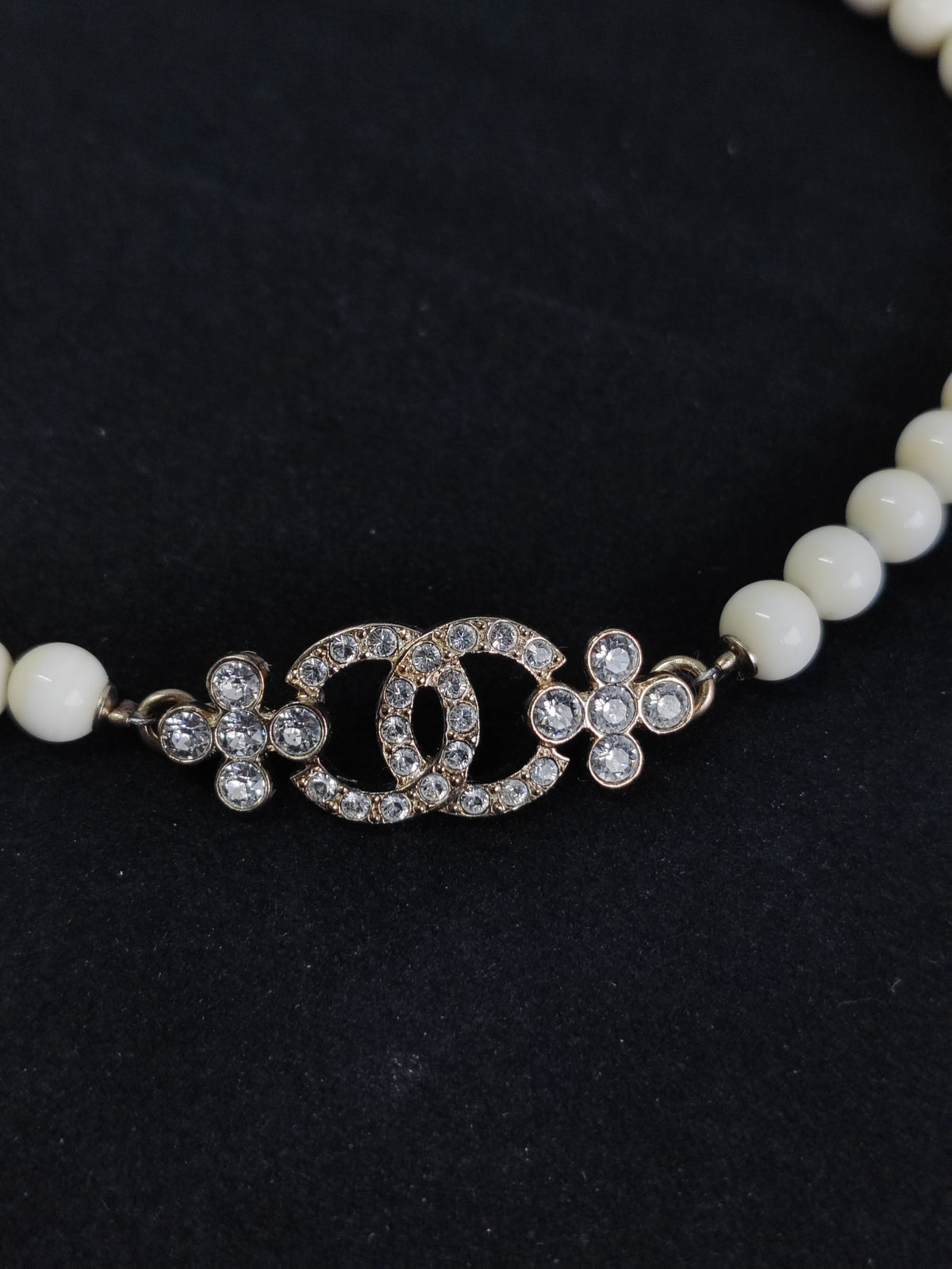 Chanel - Other - Crystal - Gold