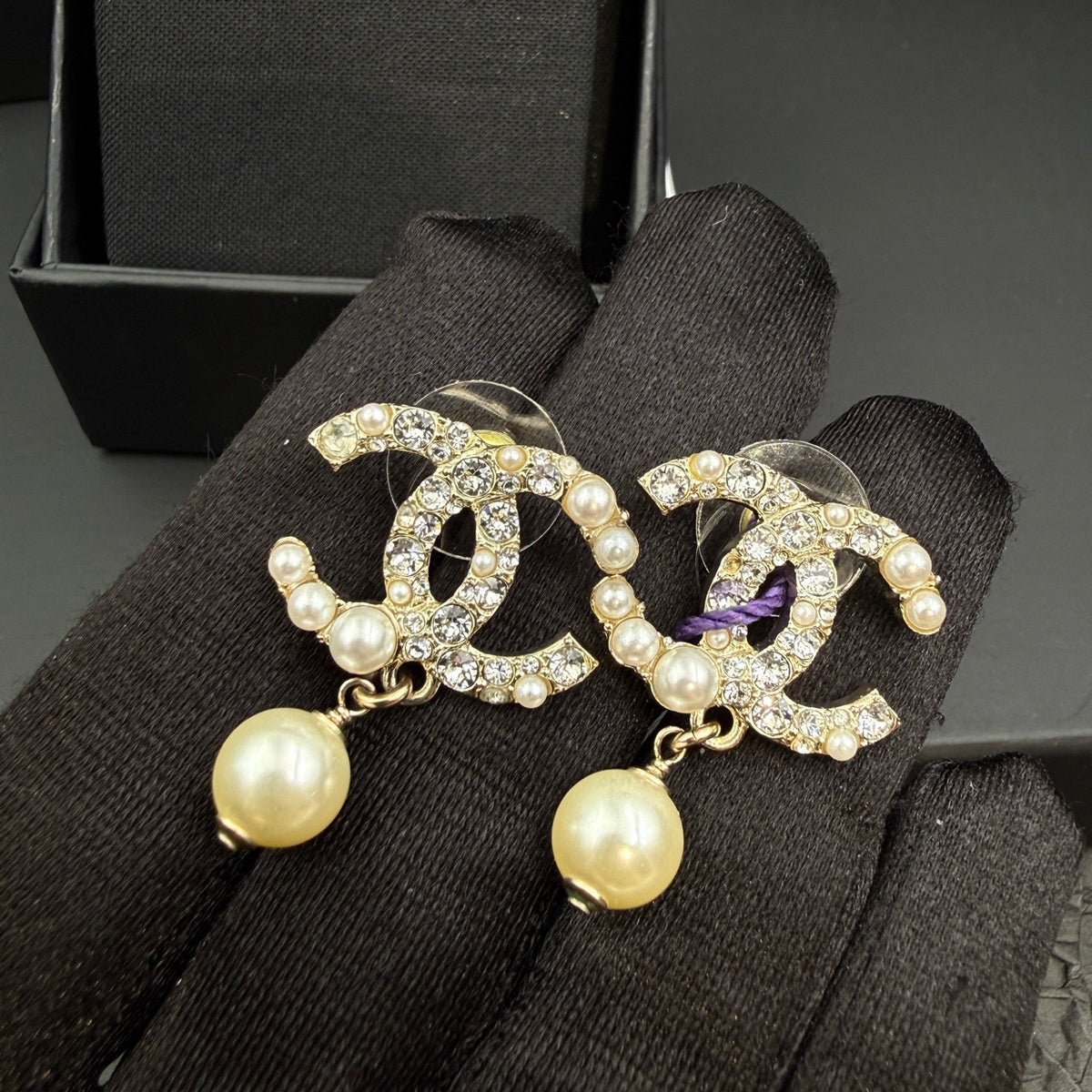 Chanel - Other - Crystal - Gold