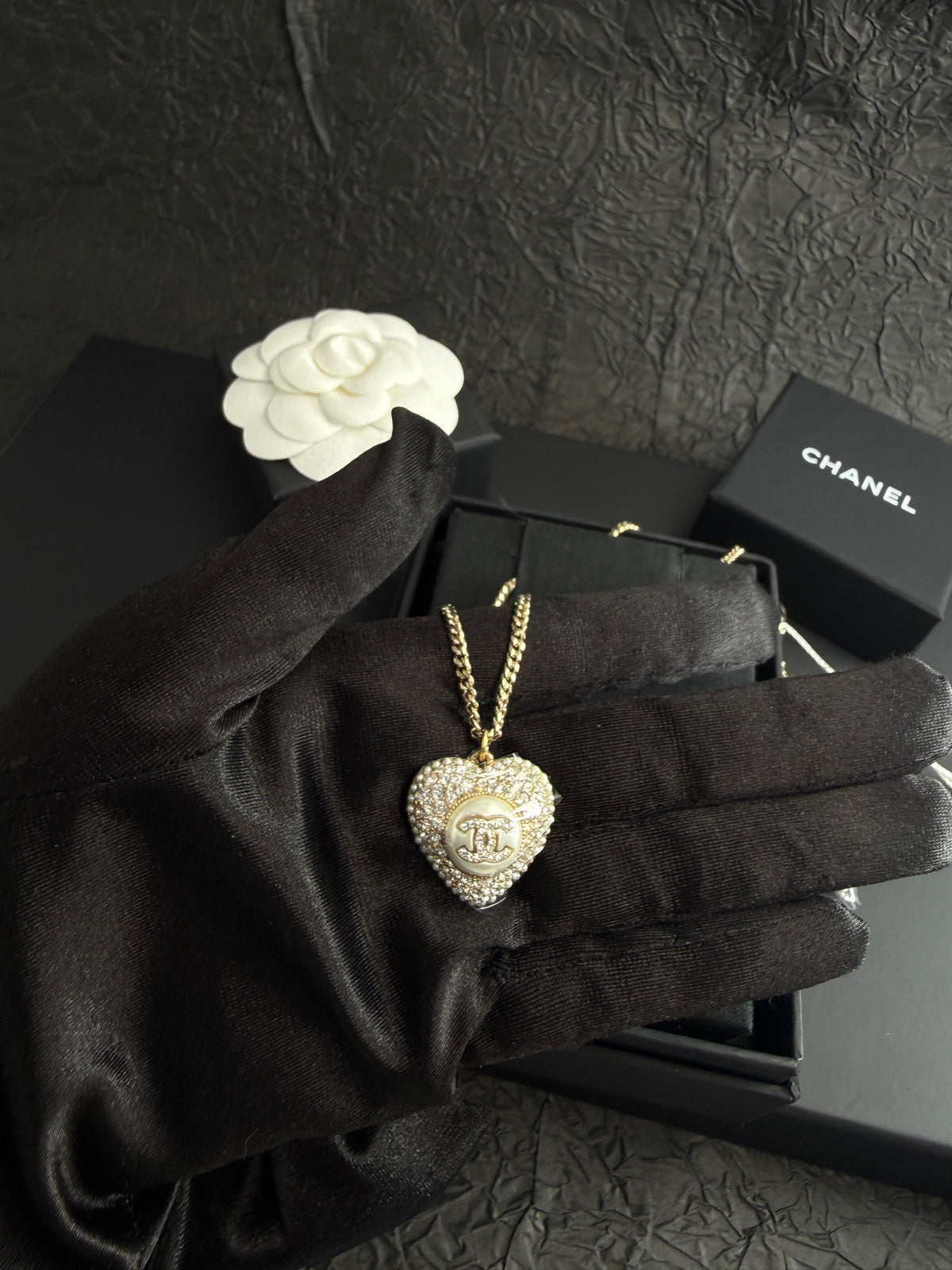 Chanel - Other - Crystal - Gold
