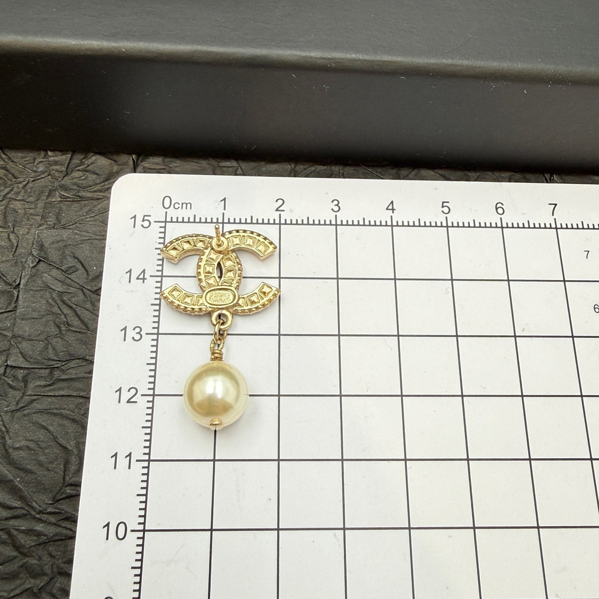 Chanel - Other - Crystal - Gold
