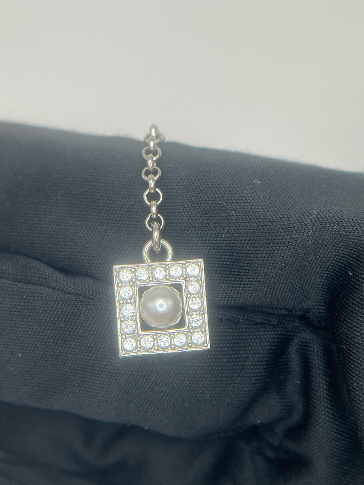 Chanel - Other - Crystal - Gold