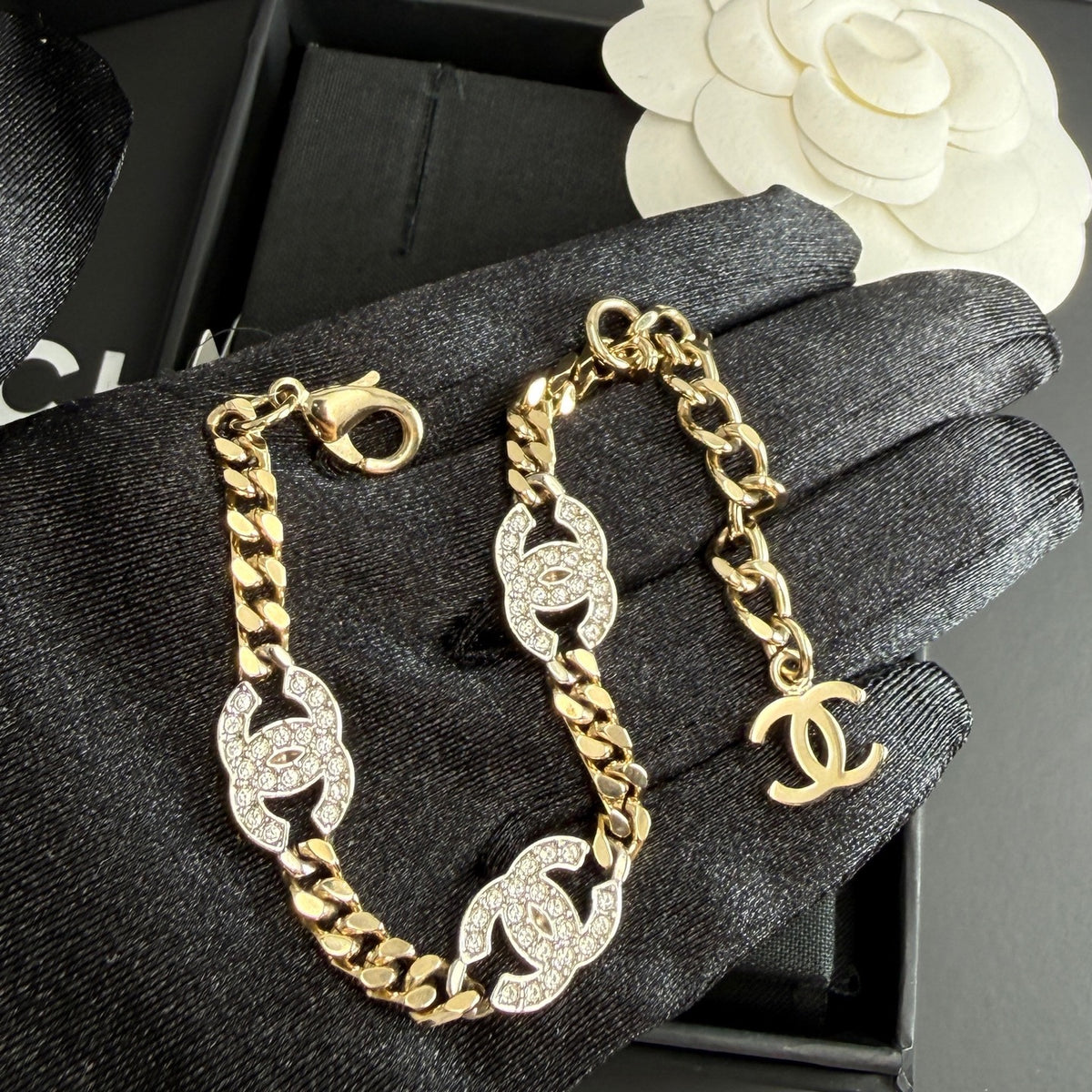 Chanel - Other - Crystal - Gold