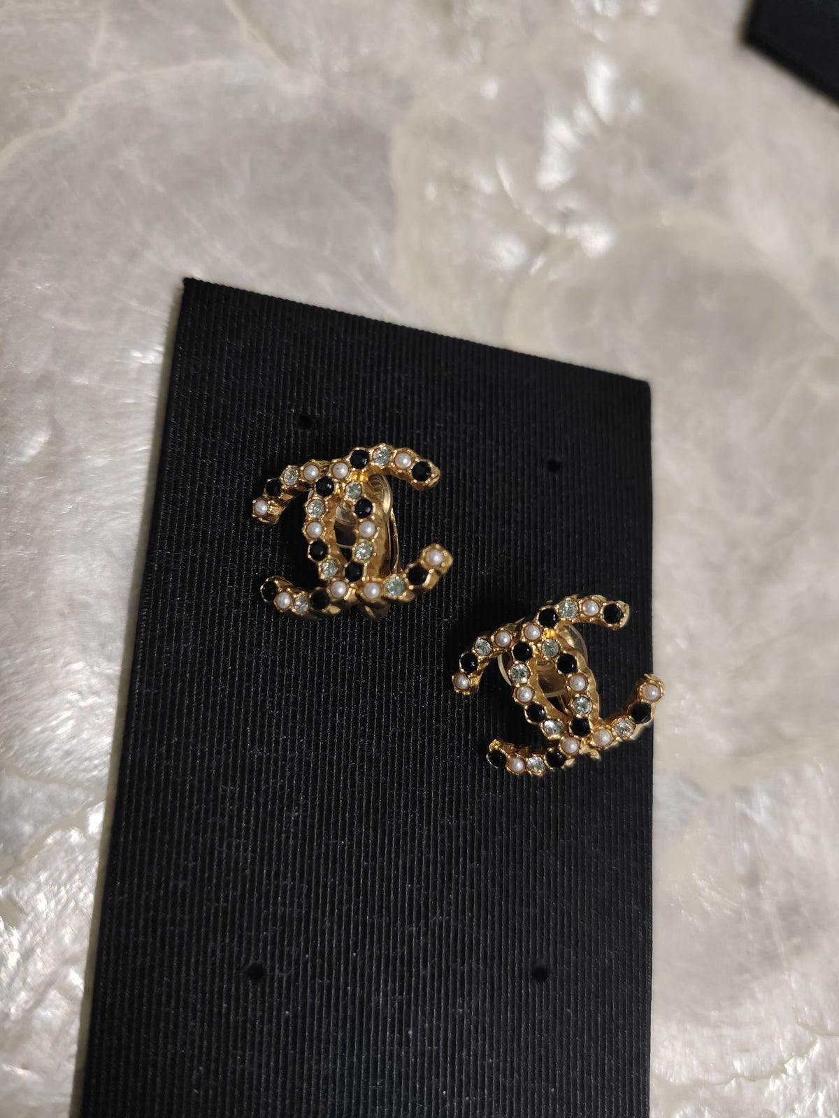 Chanel - Other - Crystal - Gold