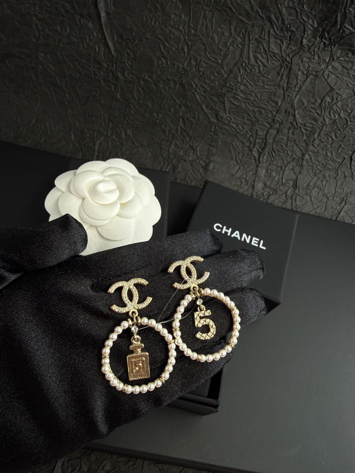 Chanel - Other - Crystal - Gold