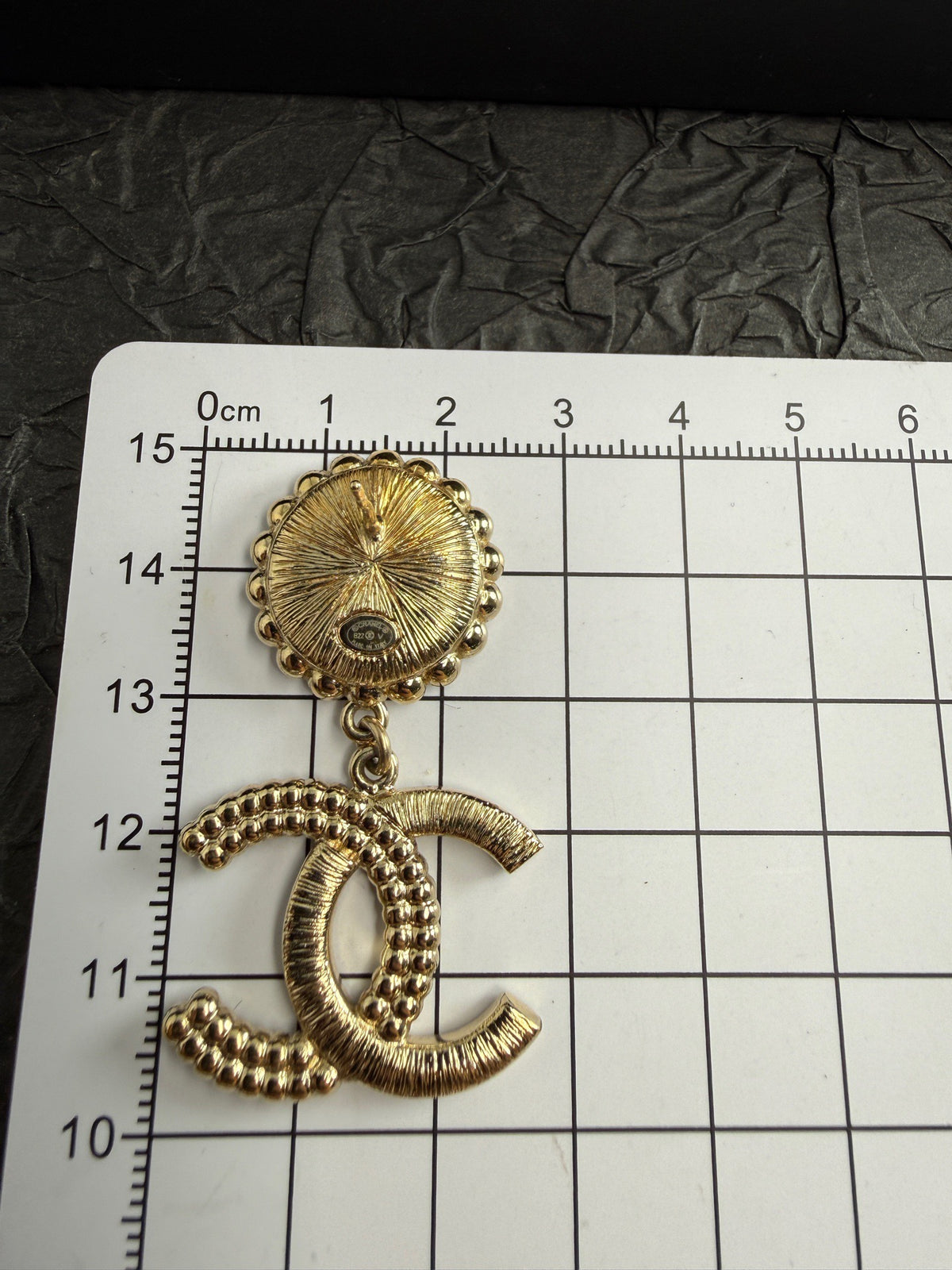 Chanel - Other - Crystal - Gold