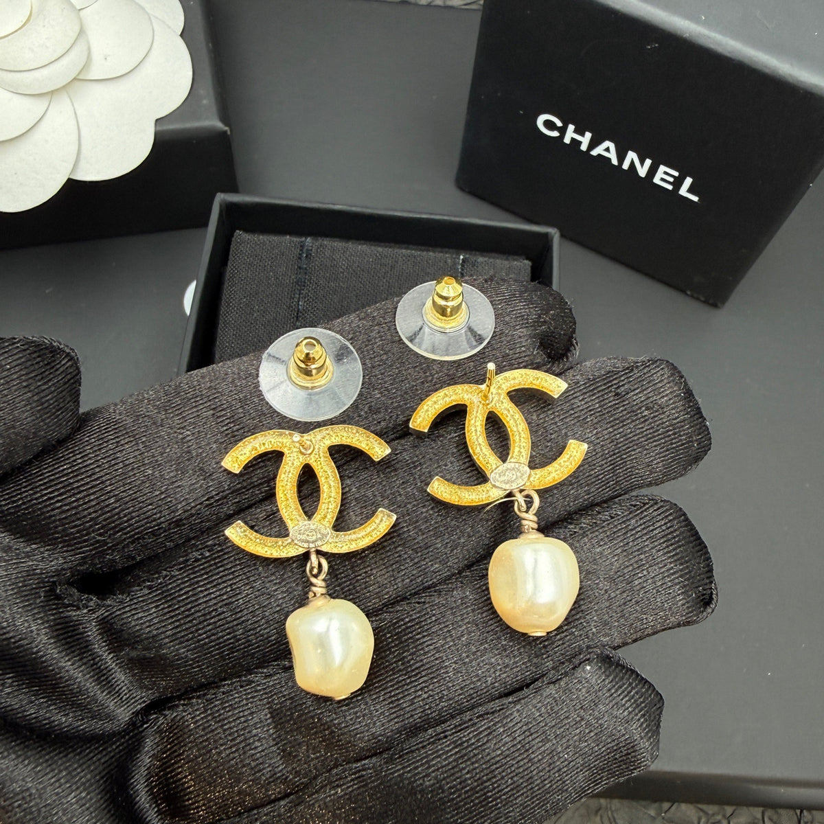 Chanel - Other - Crystal - Gold