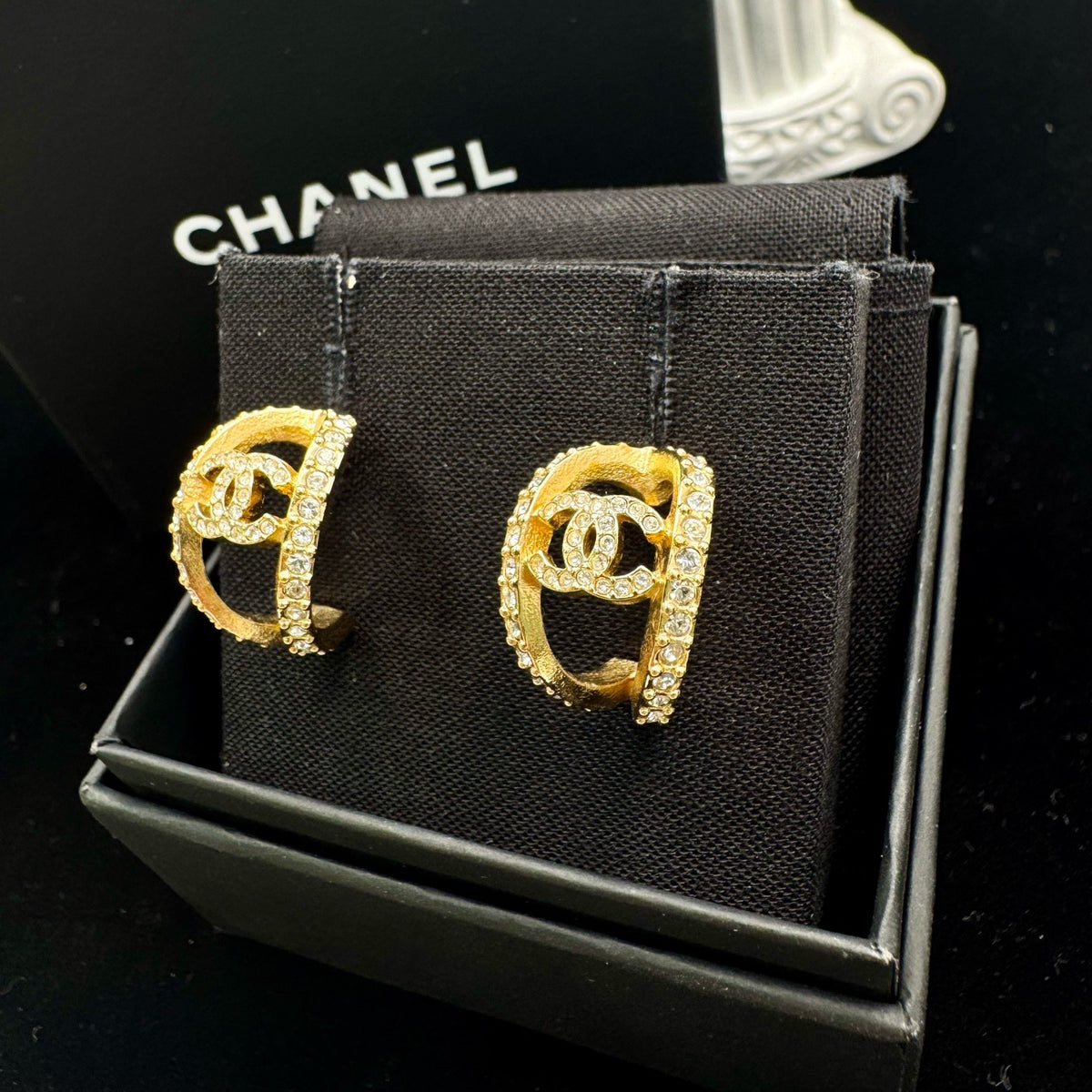 Chanel - Other - Crystal - Gold
