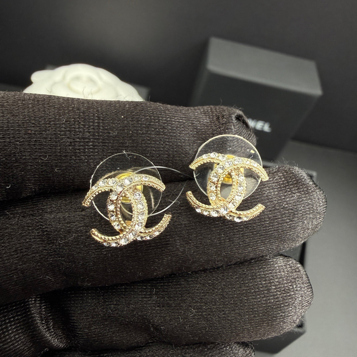 Chanel - Other - Crystal - Gold