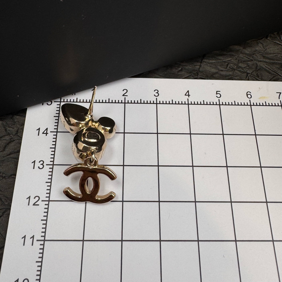 Chanel - Other - Crystal - Gold