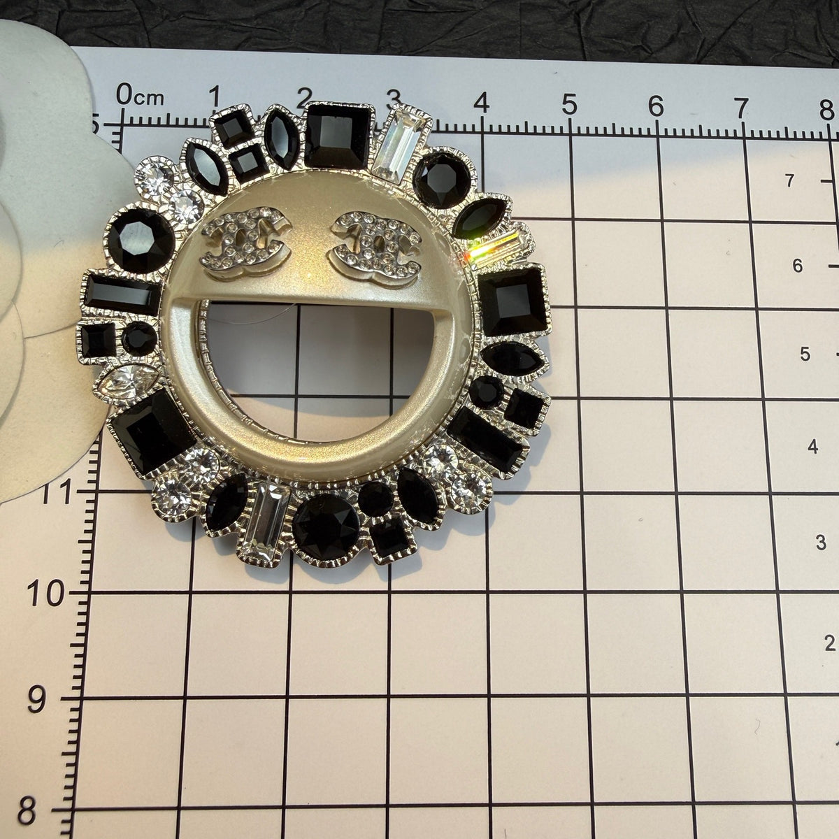 Chanel - Other - Crystal - Gold