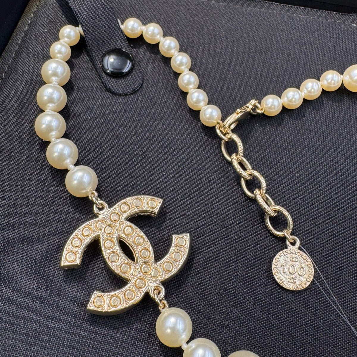 Chanel - Other - Crystal - Gold
