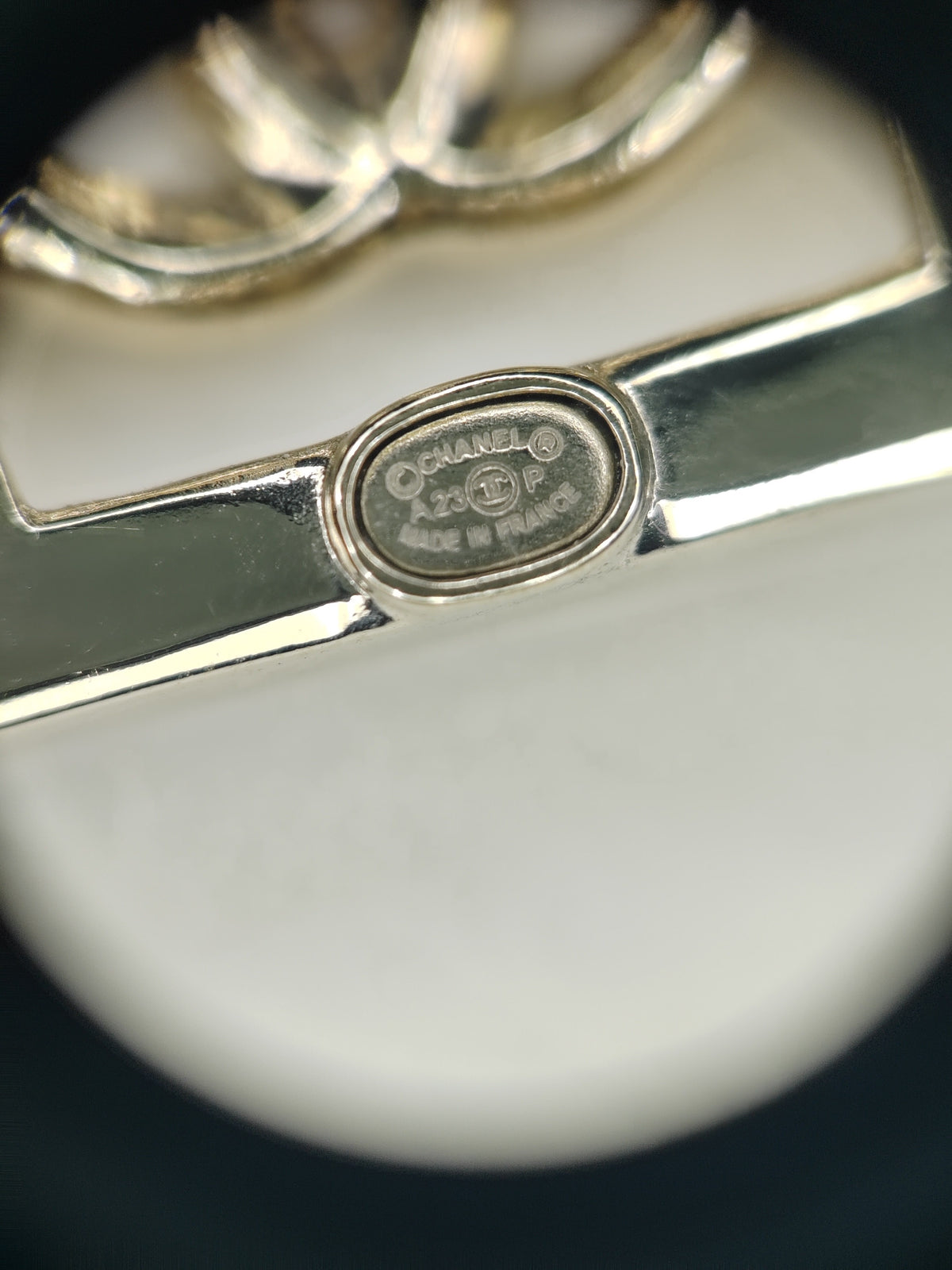 Chanel - Other - Crystal - Gold