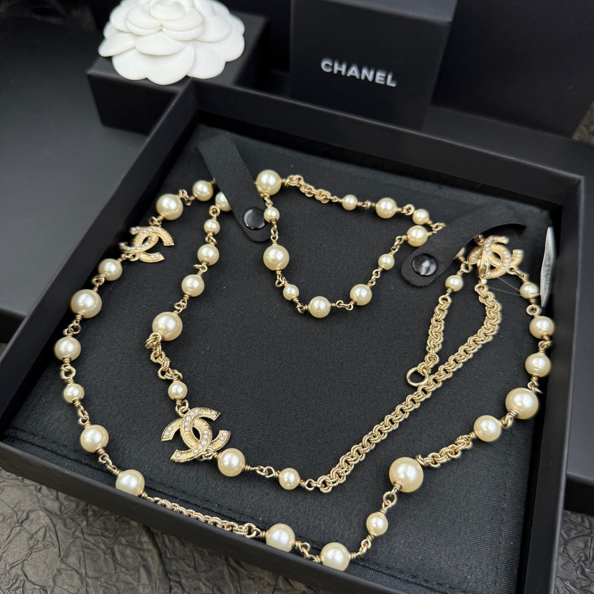 Chanel - Other - Crystal - Gold