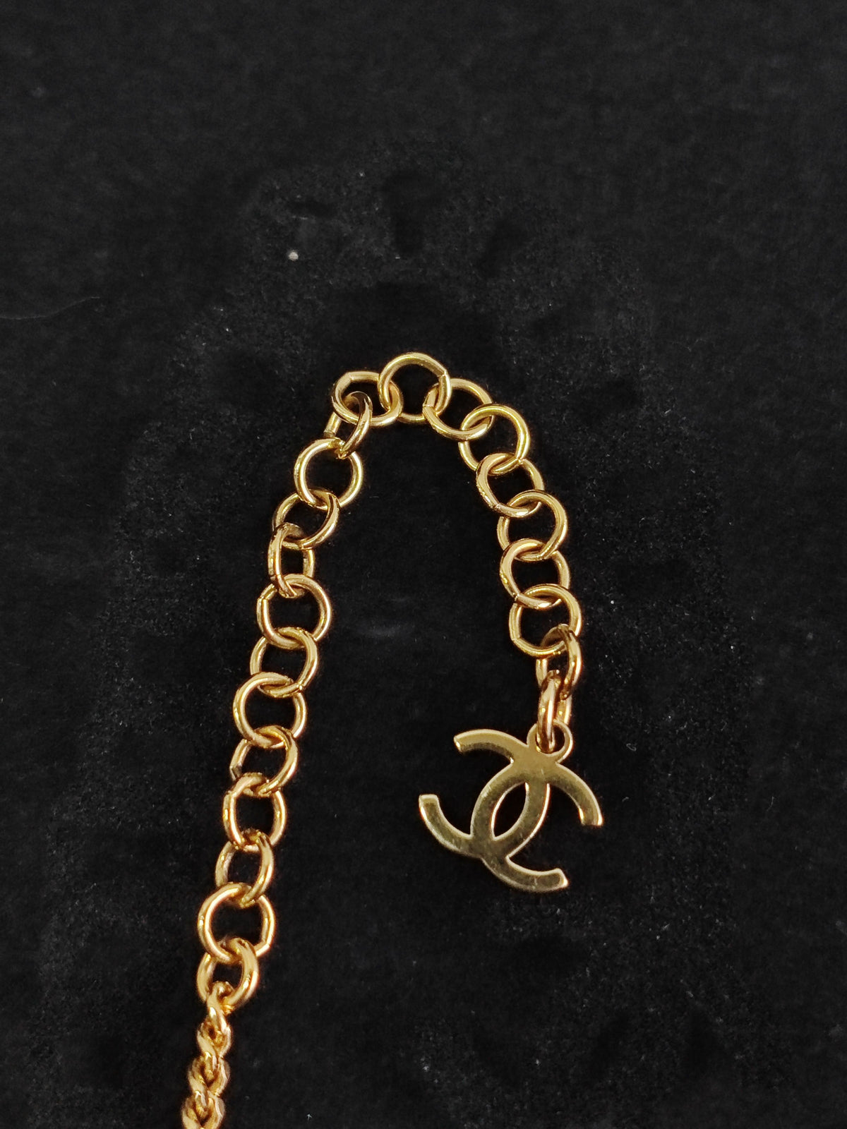 Chanel - Other - Crystal - Gold
