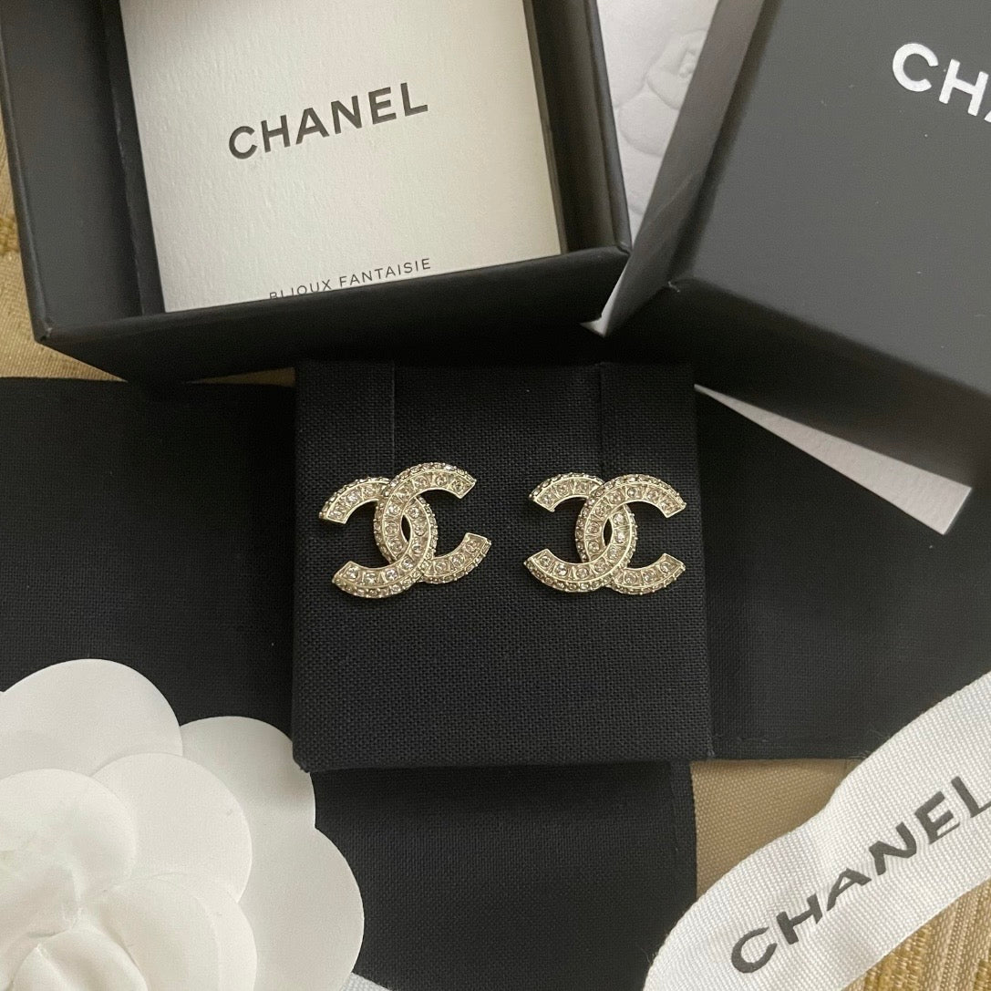 Chanel - Other - Crystal - Gold