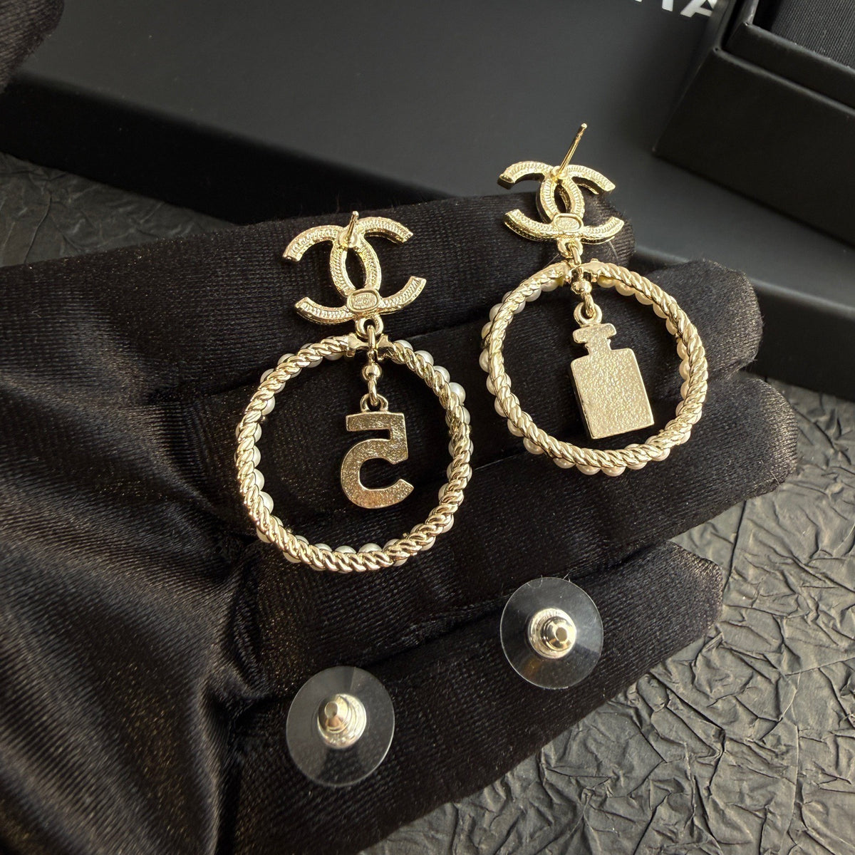 Chanel - Other - Crystal - Gold