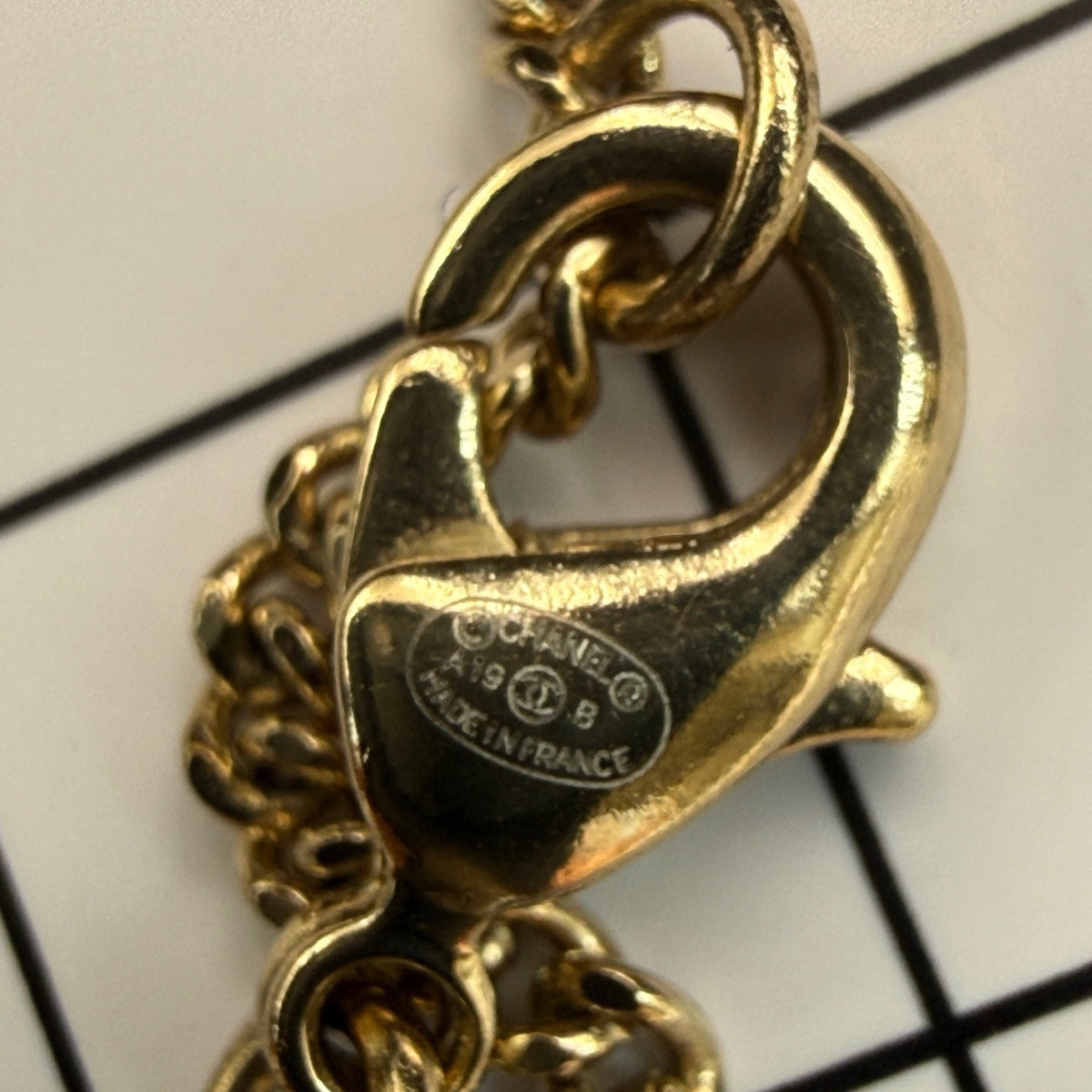 Chanel - Other - Crystal - Gold