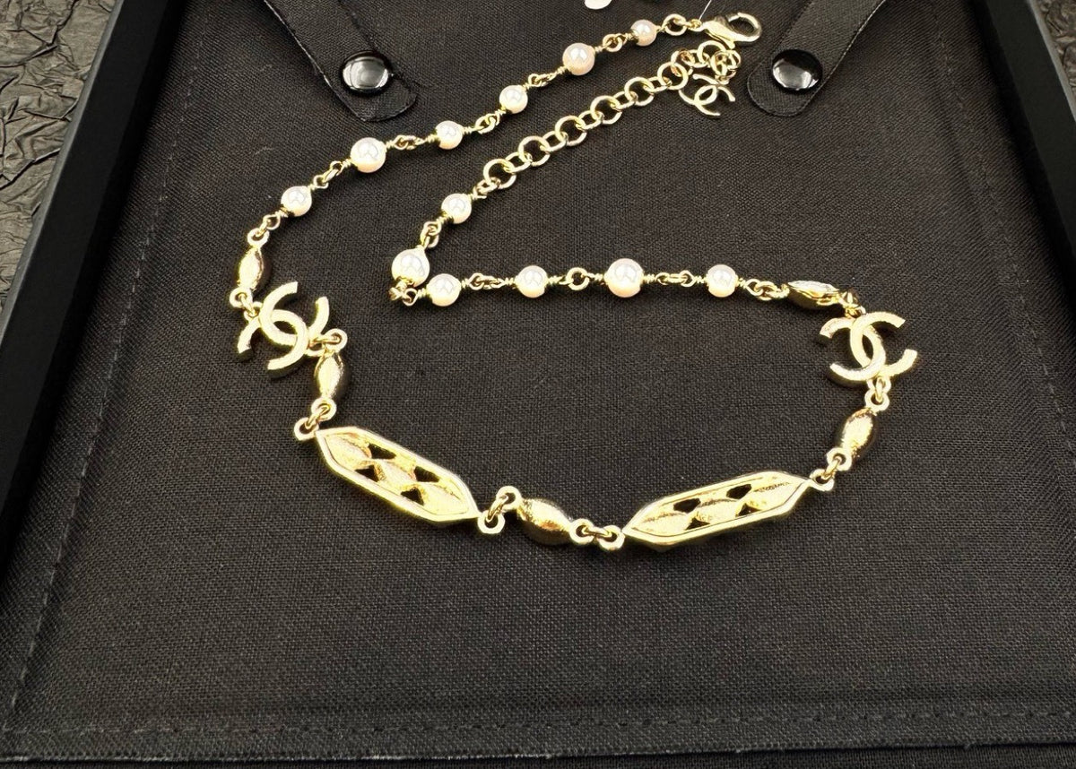 Chanel - Other - Crystal - Gold