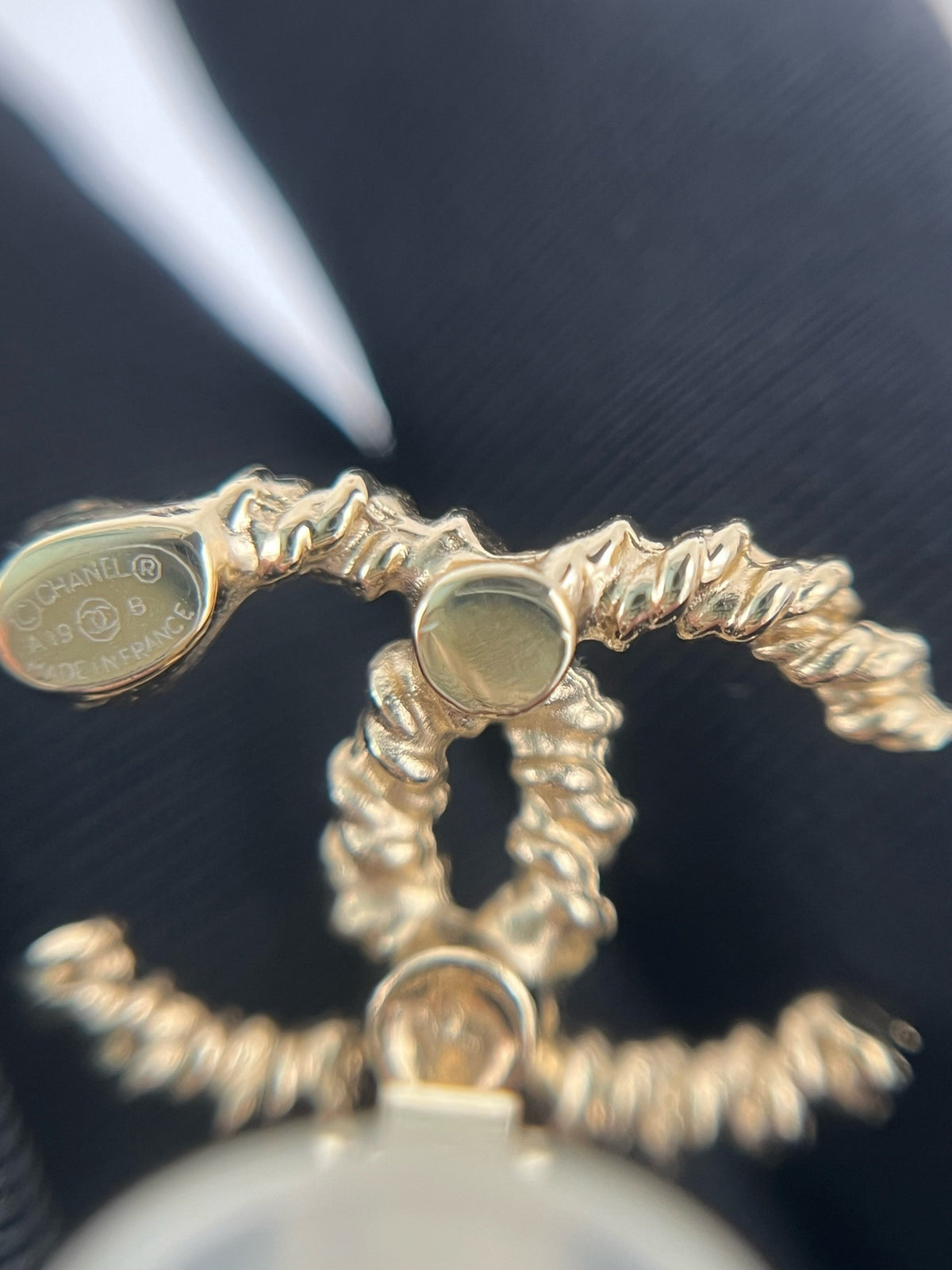 Chanel - Other - Crystal - Gold