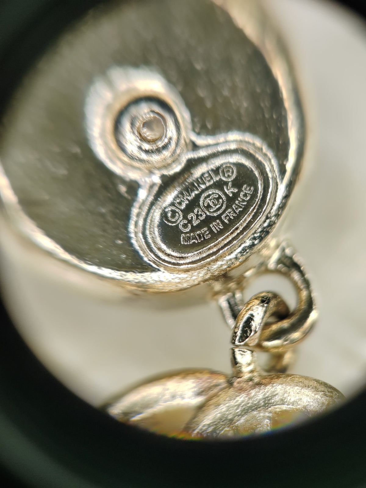 Chanel - Other - Crystal - Gold
