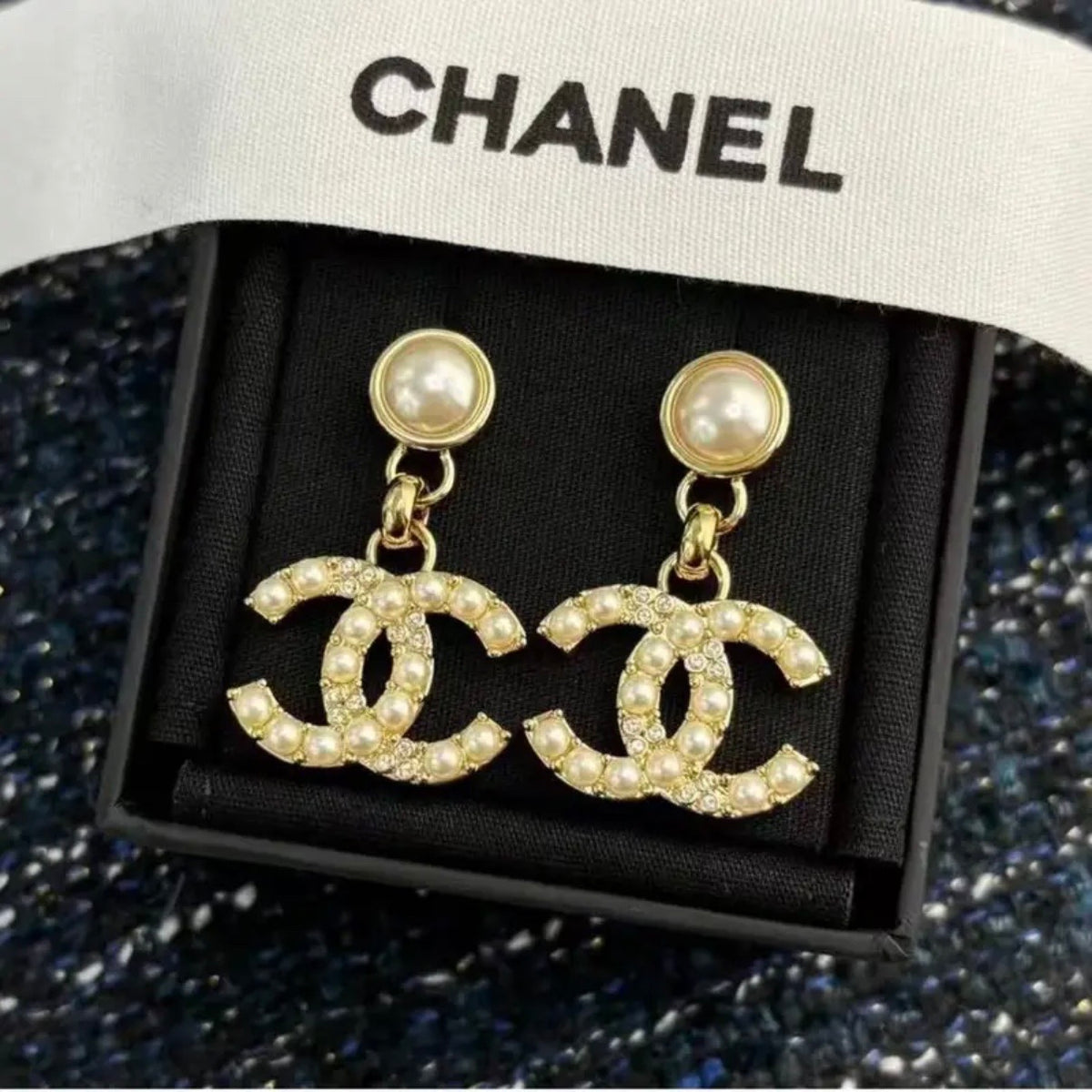 Chanel - Other - Crystal - Gold