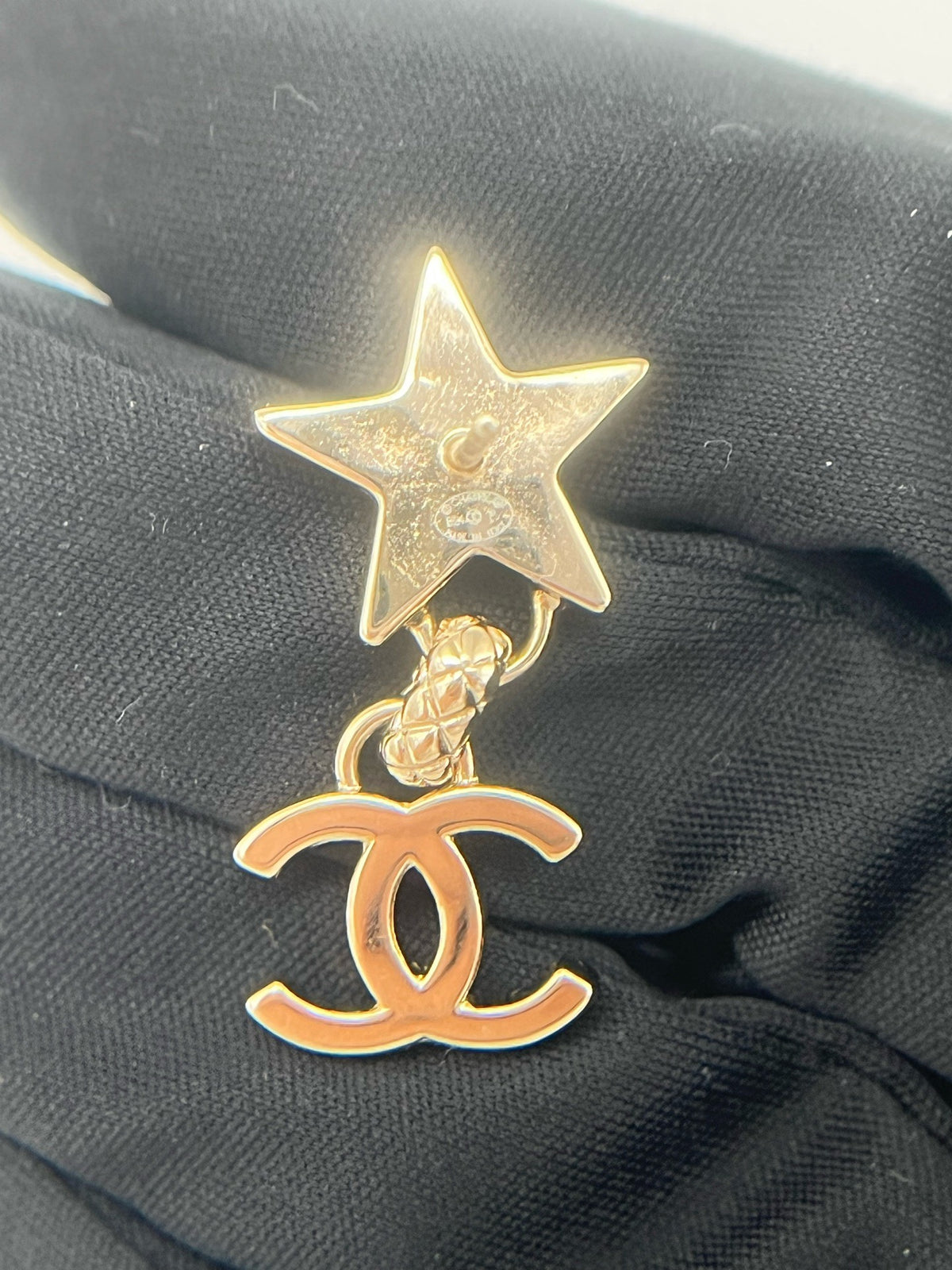 Chanel - Other - Crystal - Gold