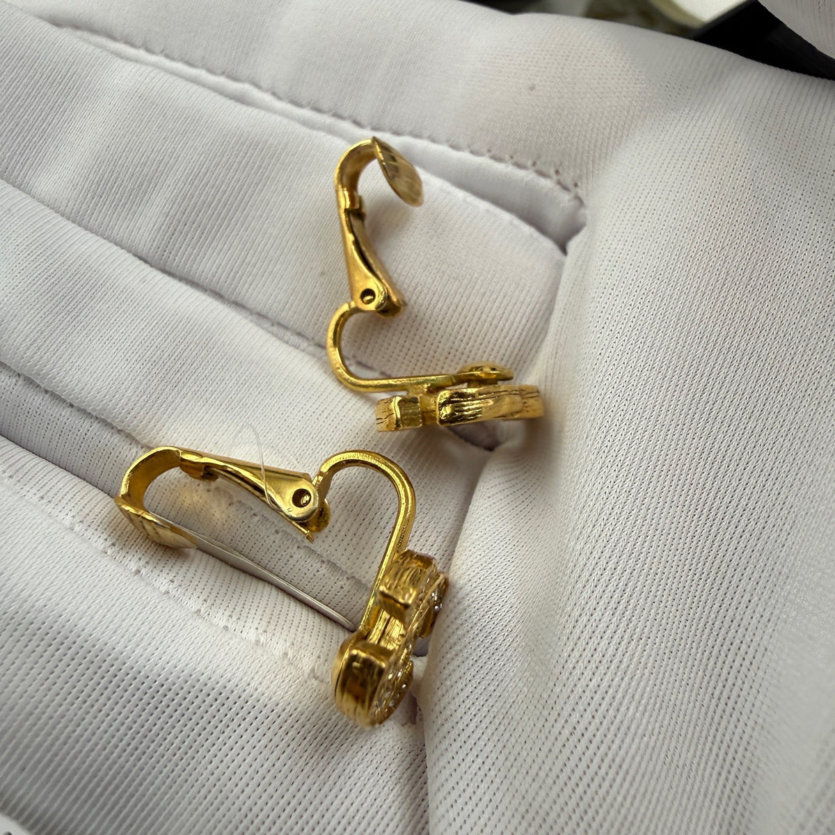 Chanel - Other - Crystal - Gold
