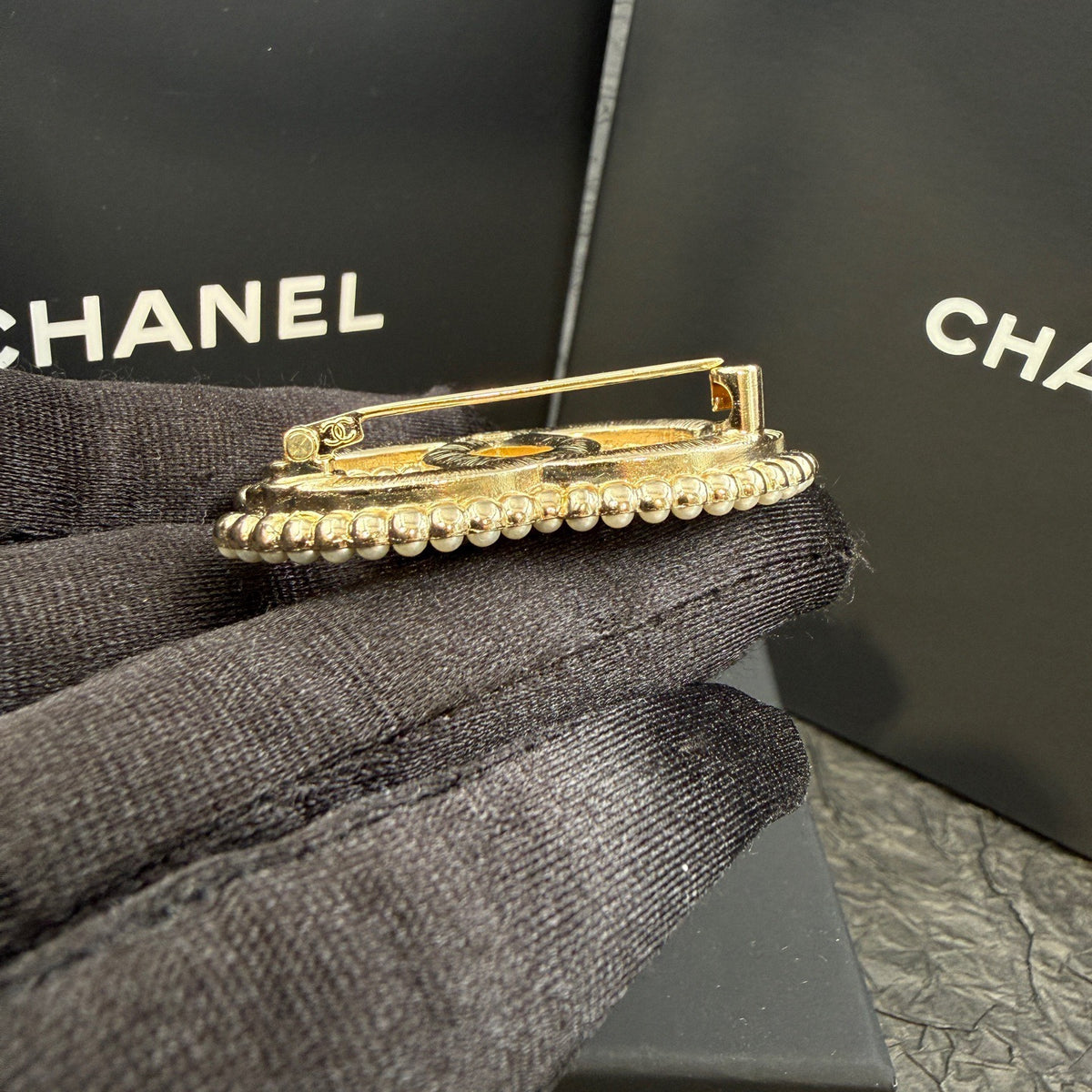 Chanel - Other - Crystal - Gold