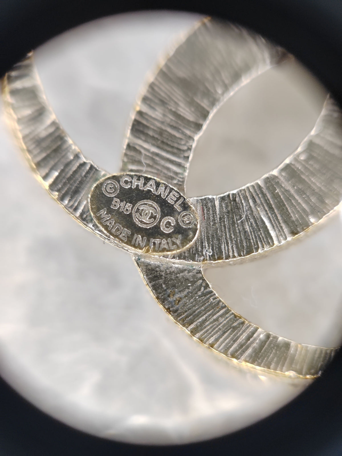 Chanel - Other - Crystal - Gold