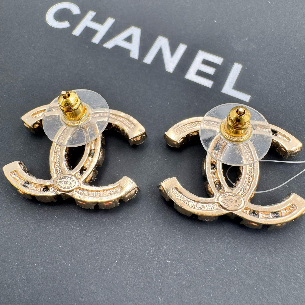 Chanel - Other - Crystal - Gold