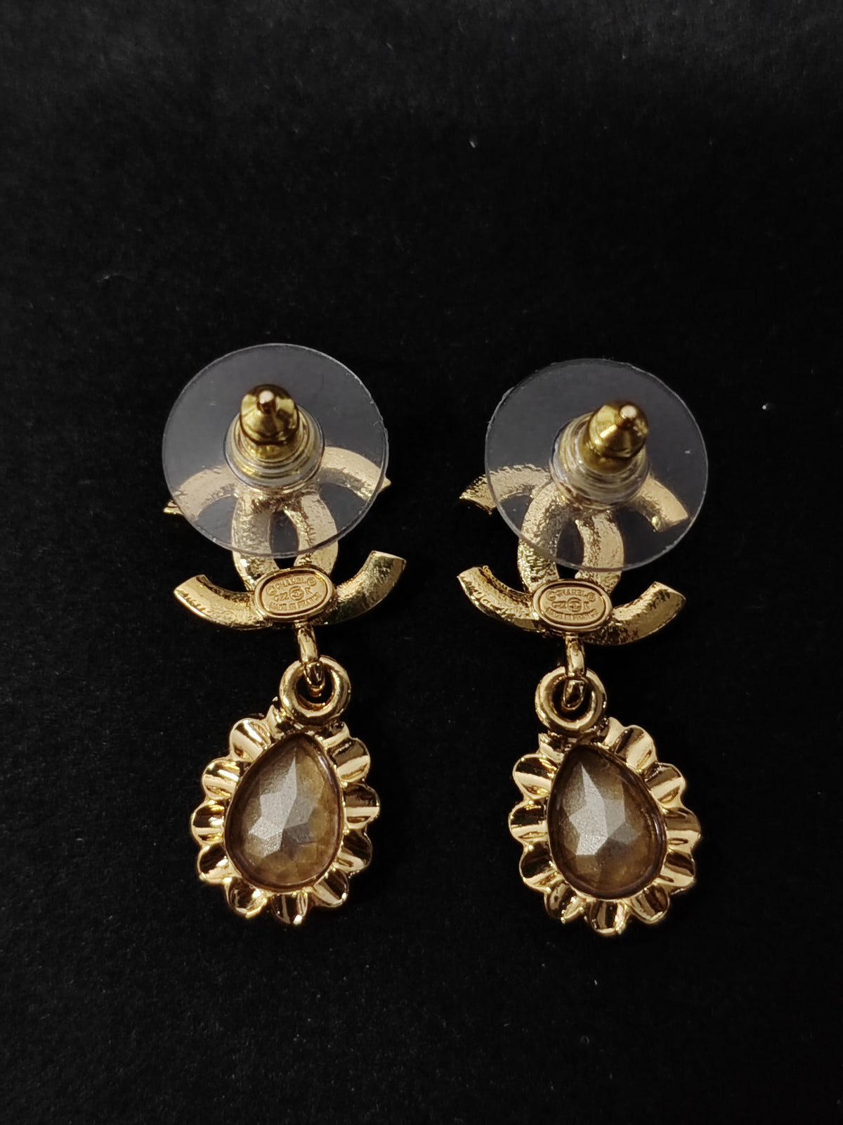 Chanel - Other - Crystal - Gold