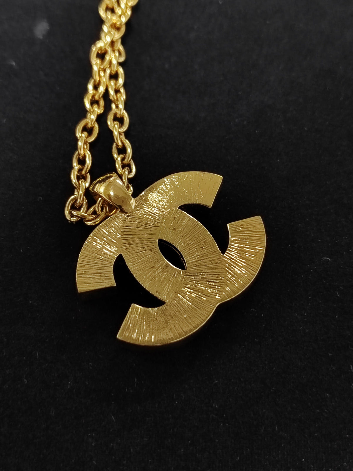 Chanel - Other - Crystal - Gold
