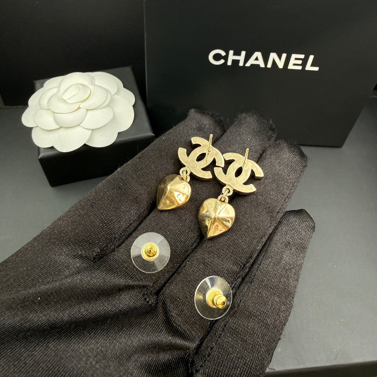 Chanel - Other - Crystal - Gold