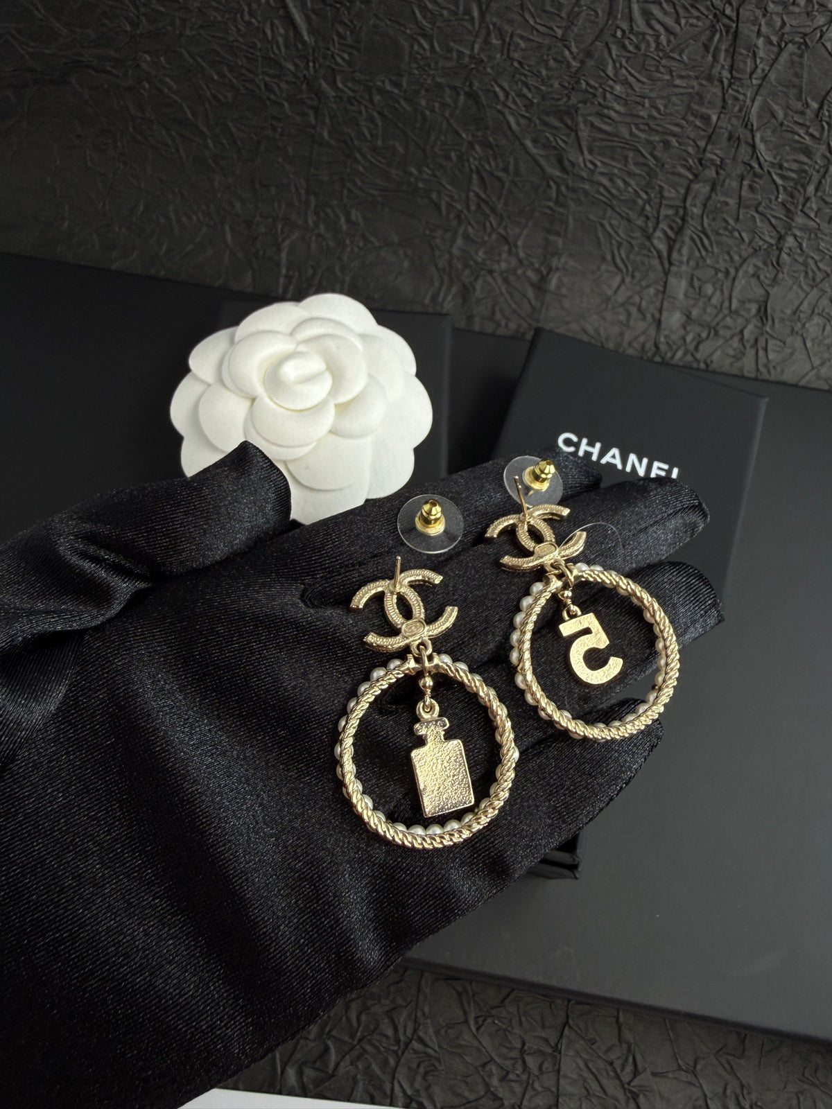 Chanel - Other - Crystal - Gold