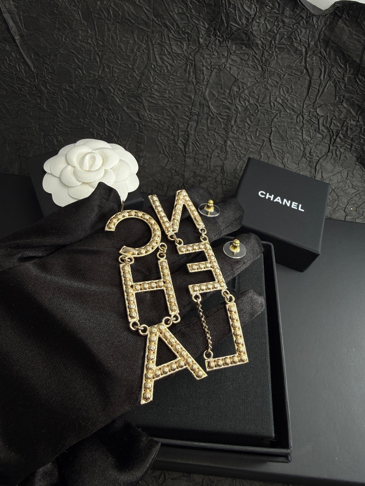 Chanel - Other - Crystal - Gold