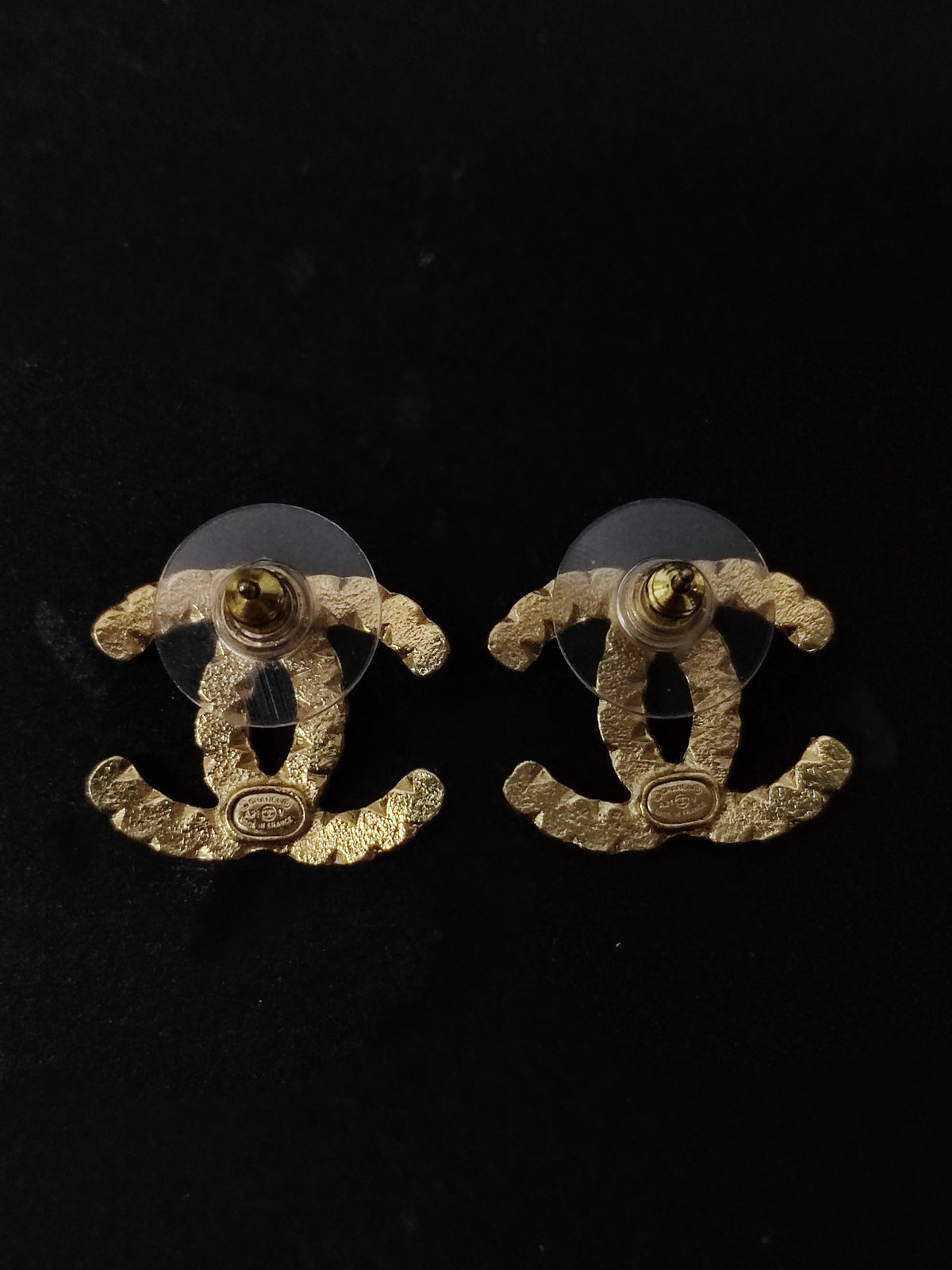 Chanel - Other - Crystal - Gold