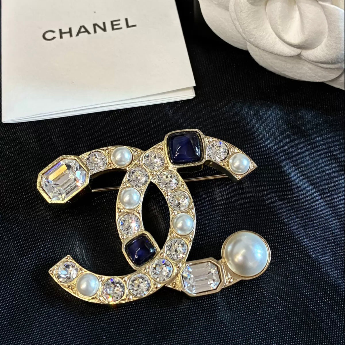 Chanel - Other - Crystal - Gold
